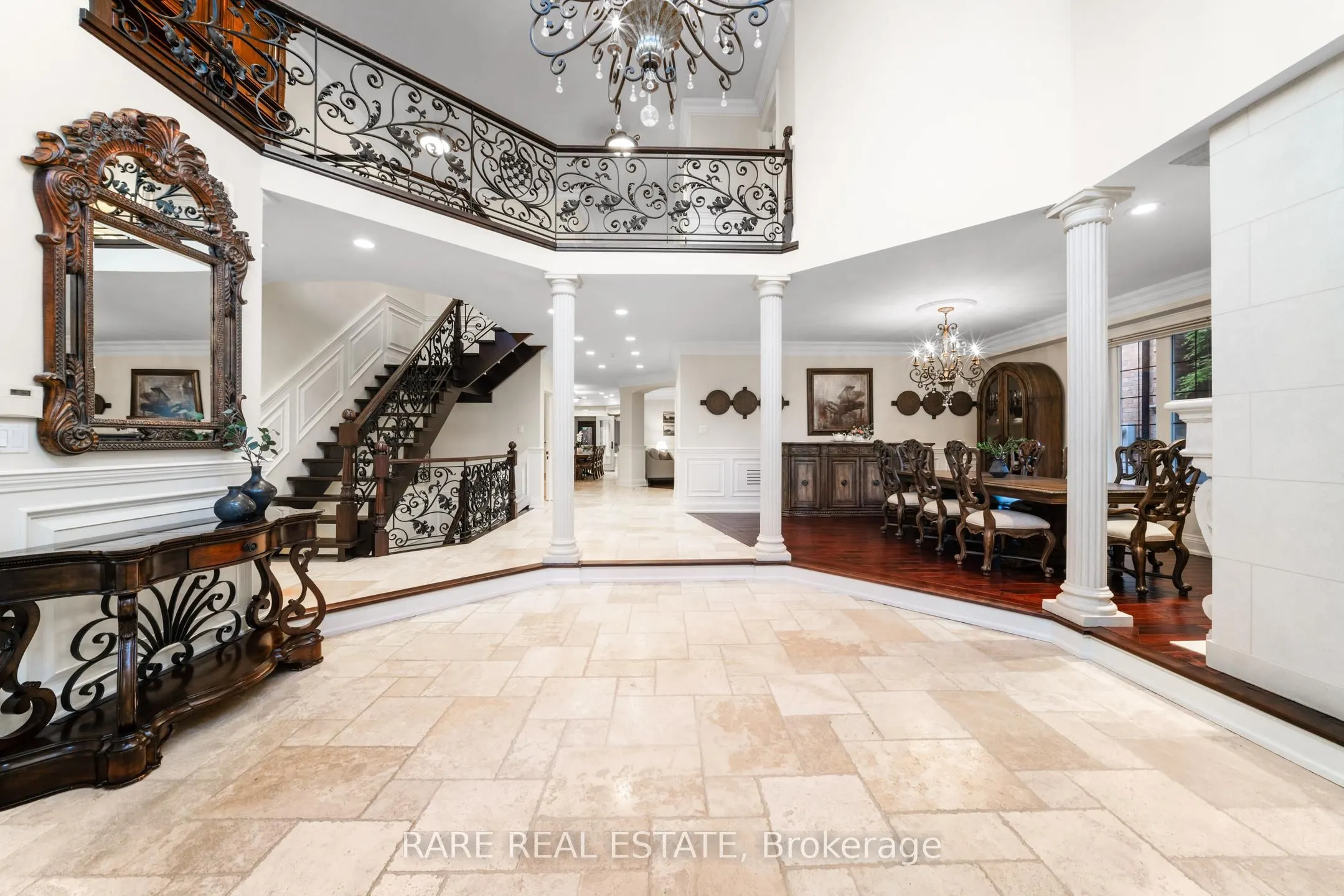 30 Delia Place W