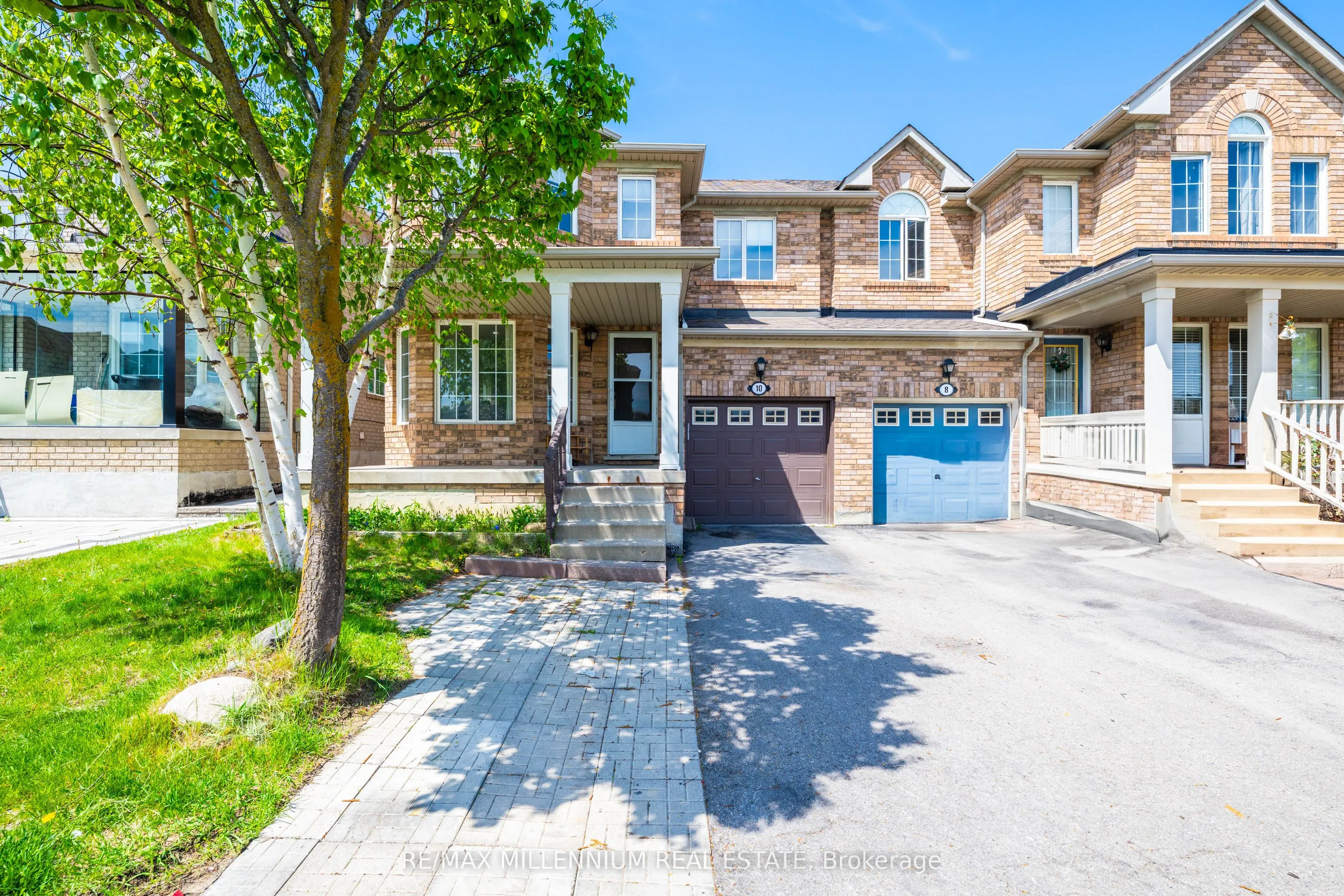 10 Mainland Crescent E