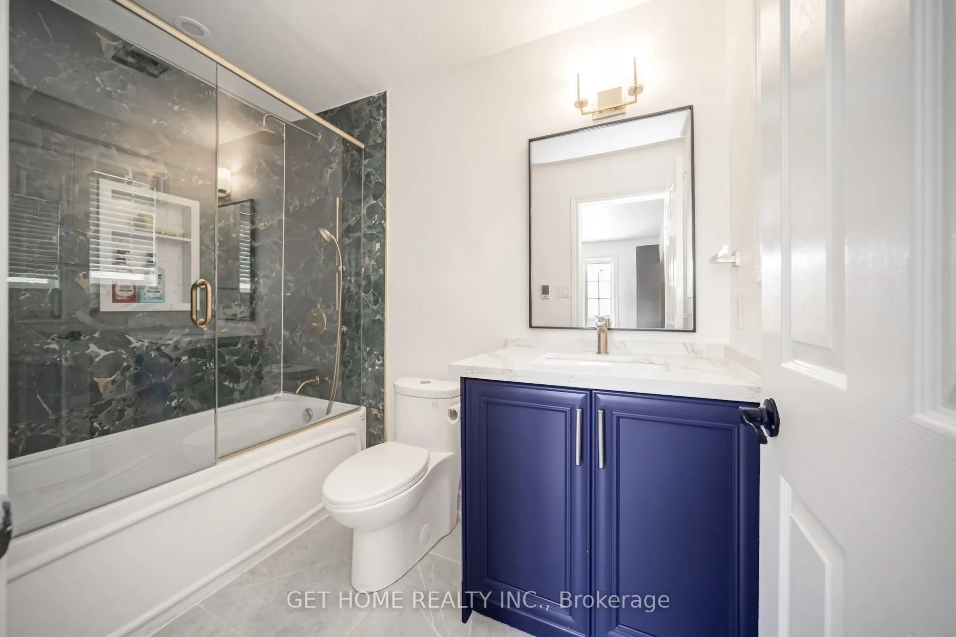 76 Cetona Avenue
