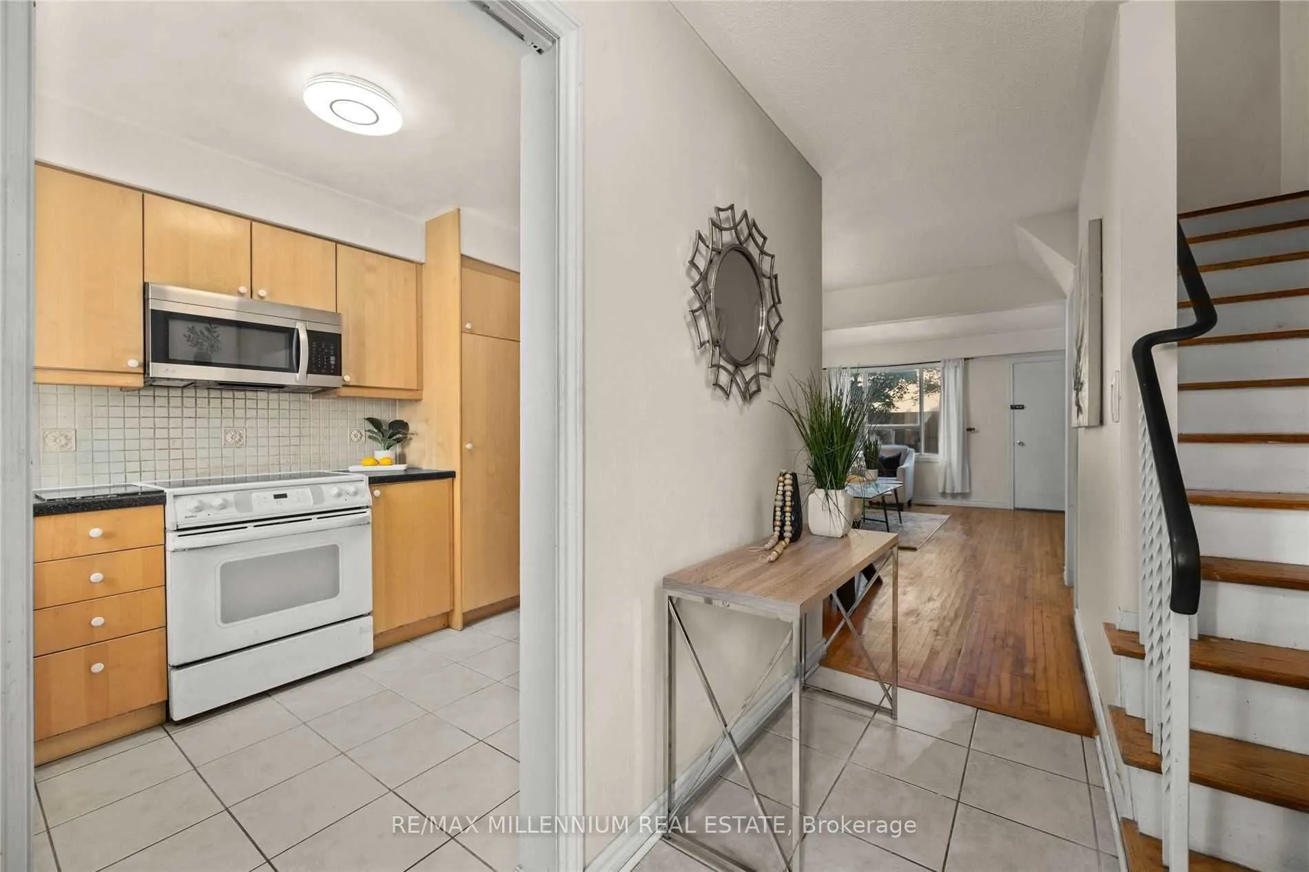 17 The Carriage Way, ##17