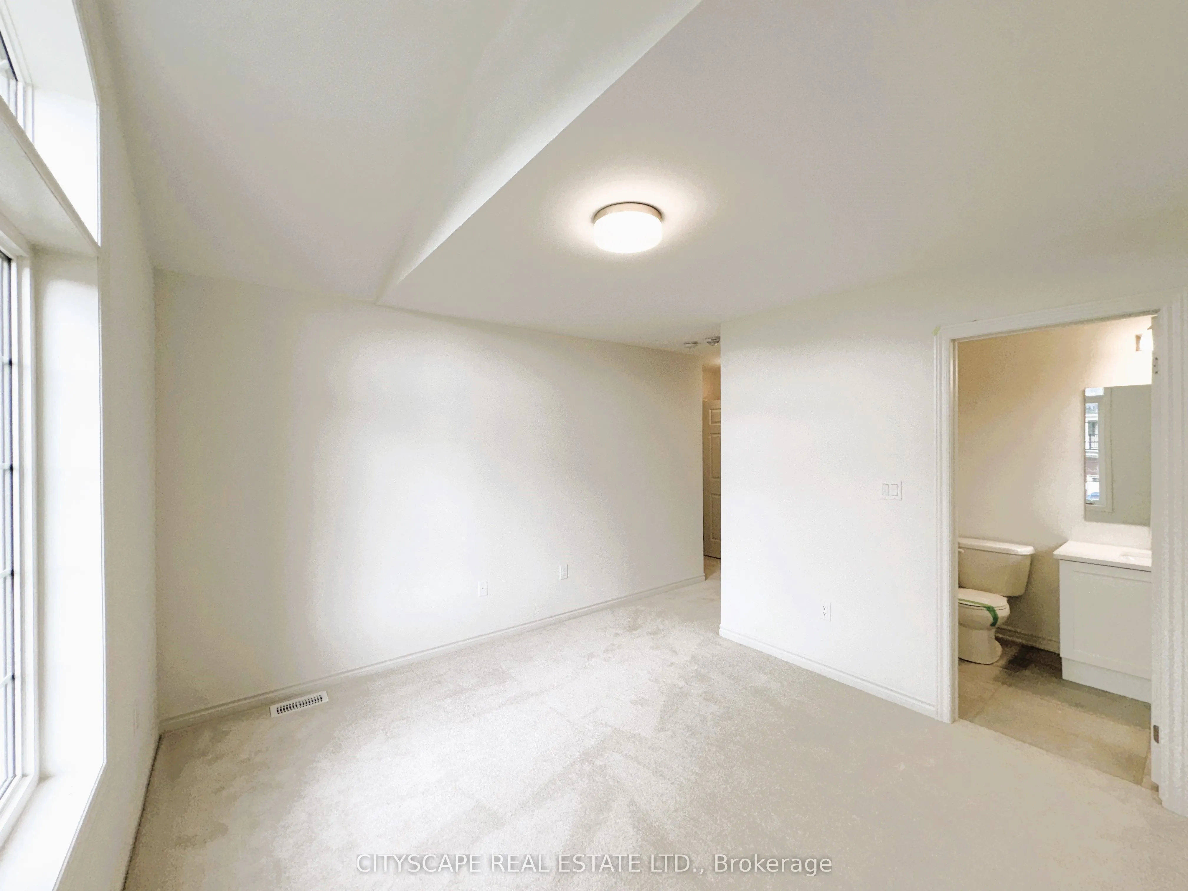 121 Bluebird Boulevard