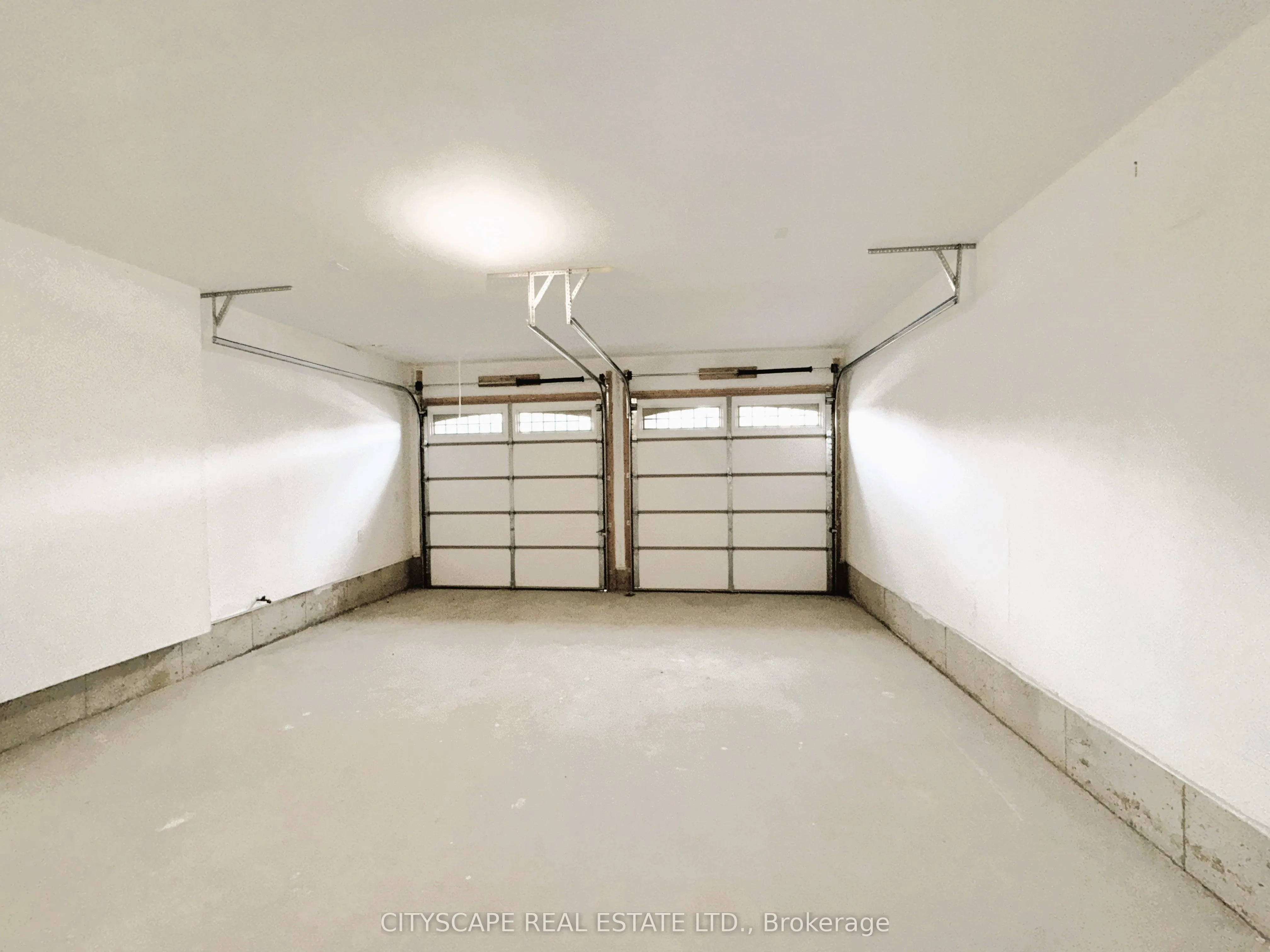 121 Bluebird Boulevard