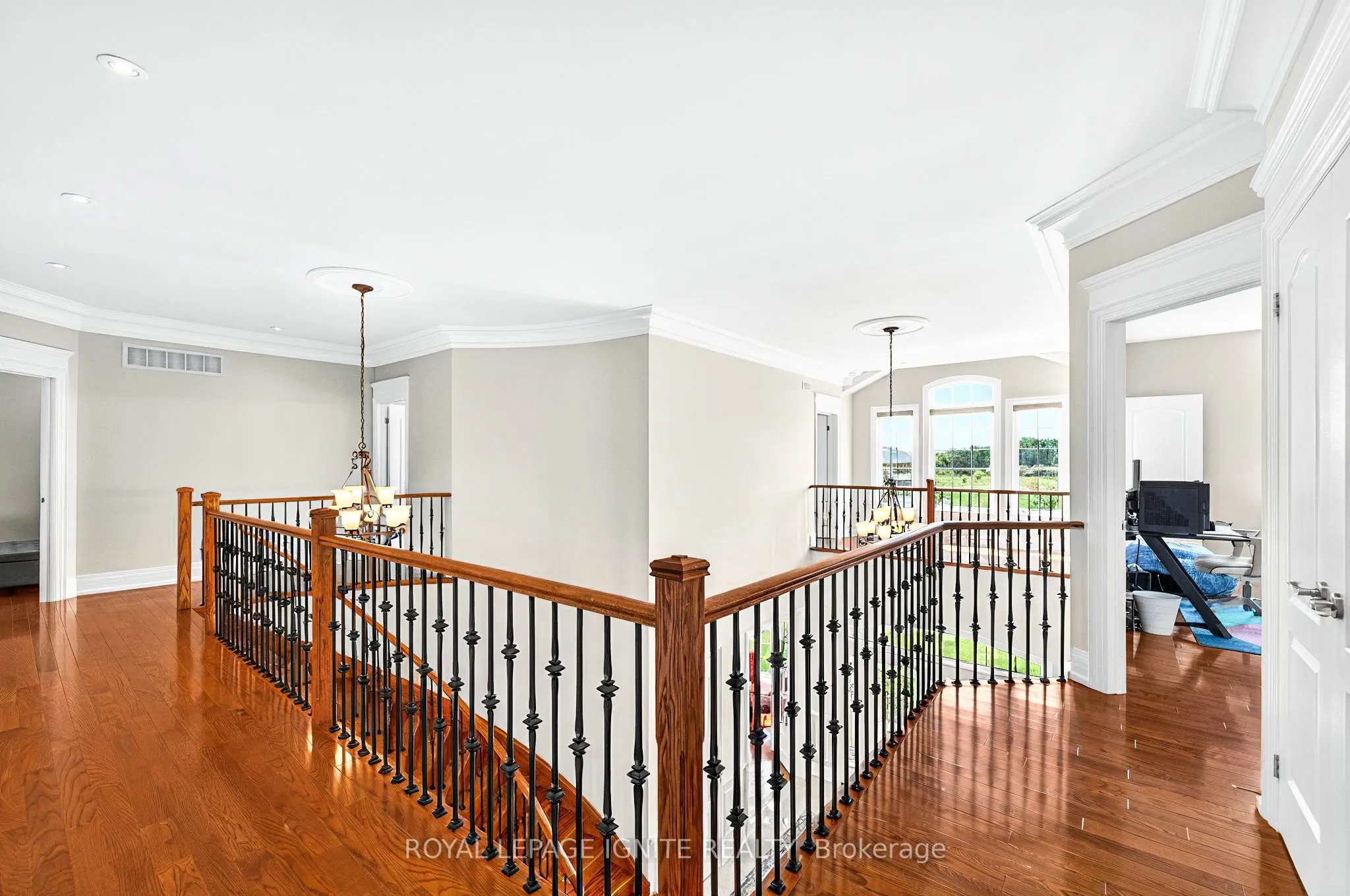 23 Spruceview Place