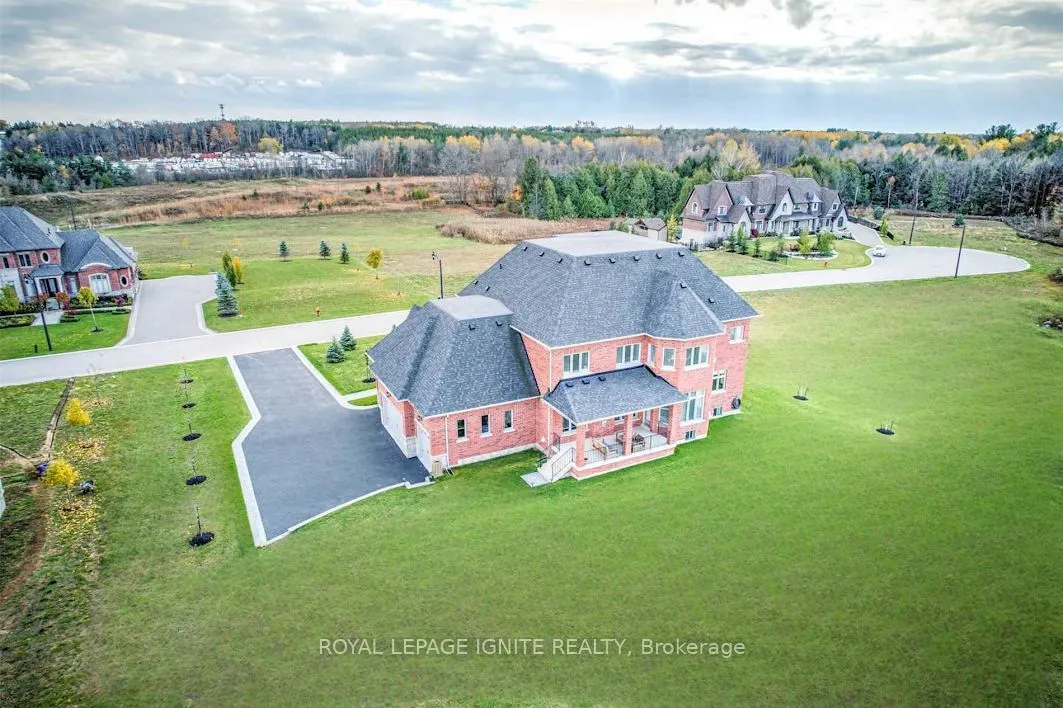 23 Spruceview Place