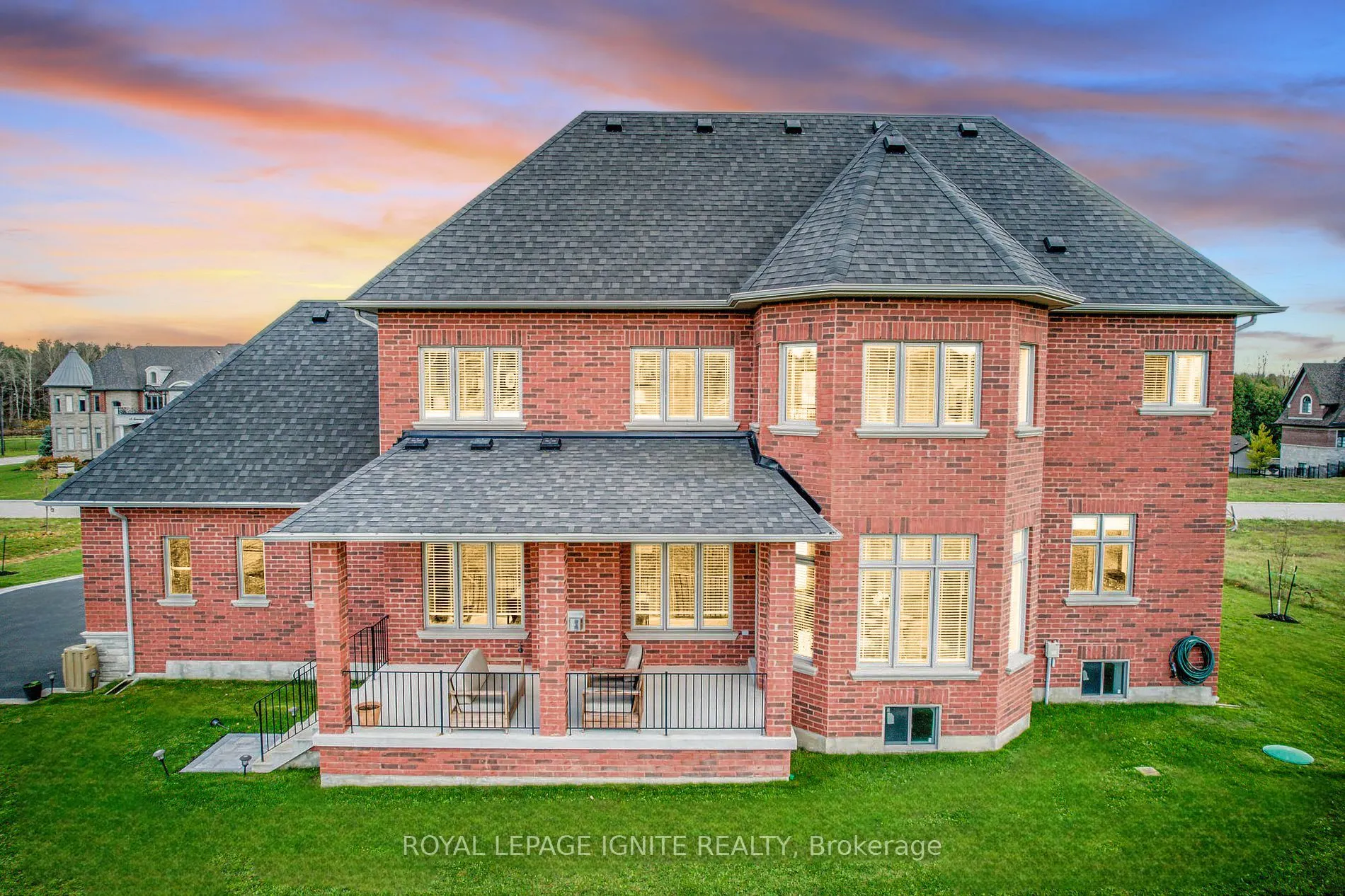 23 Spruceview Place