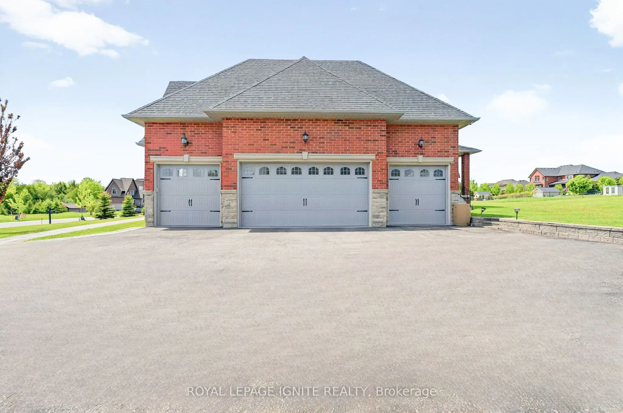 23 Spruceview Place