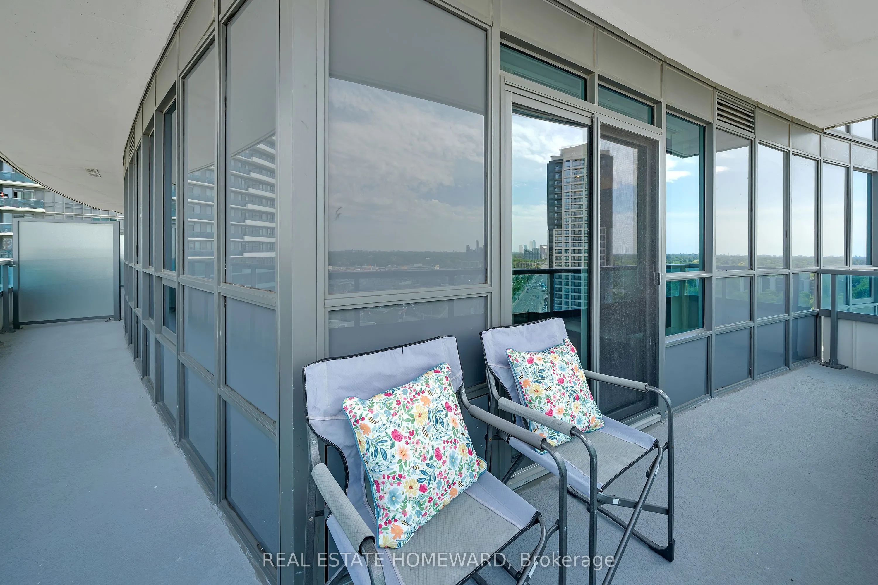 7161 Yonge Street #1525