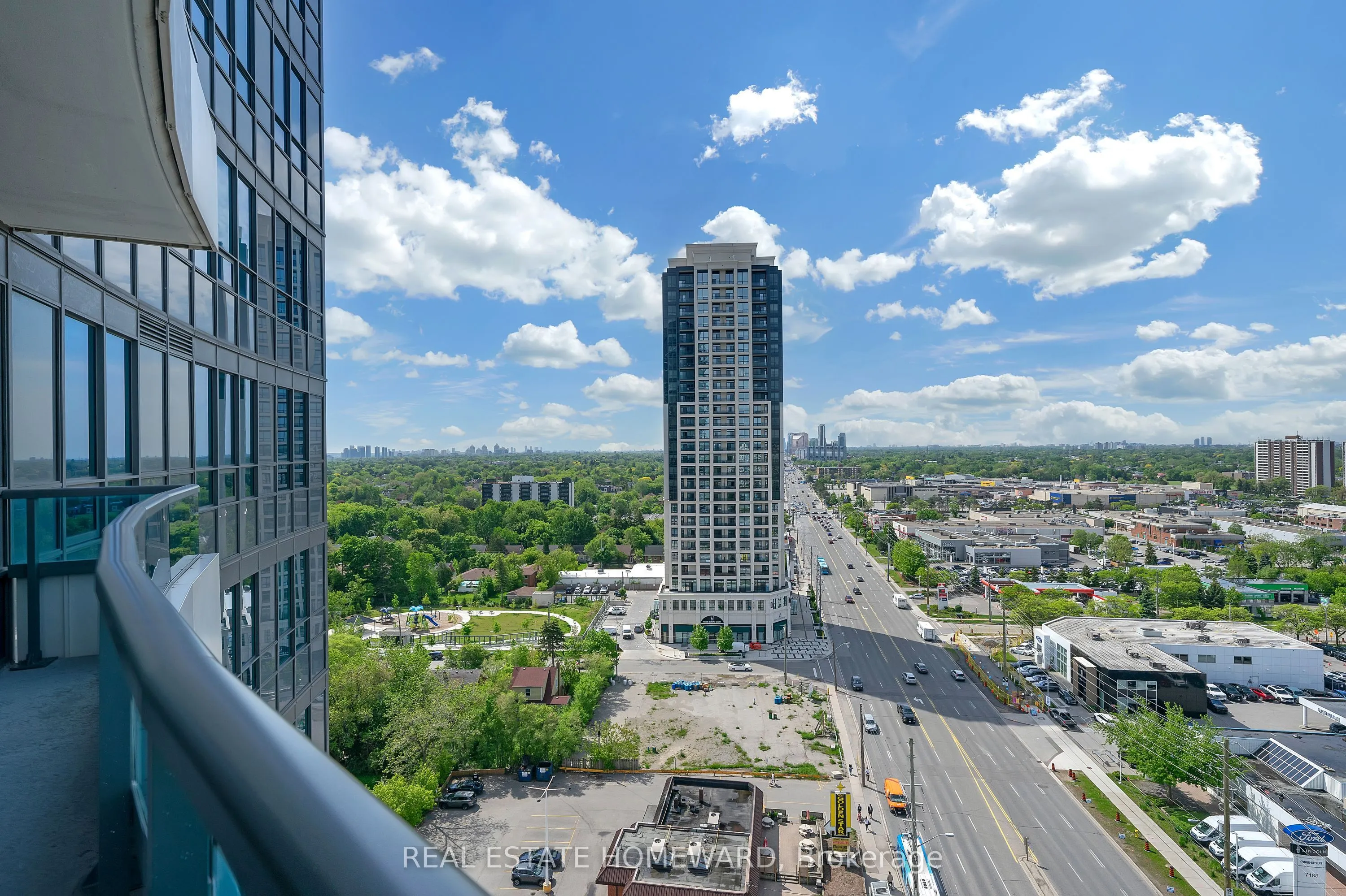 7161 Yonge Street #1525
