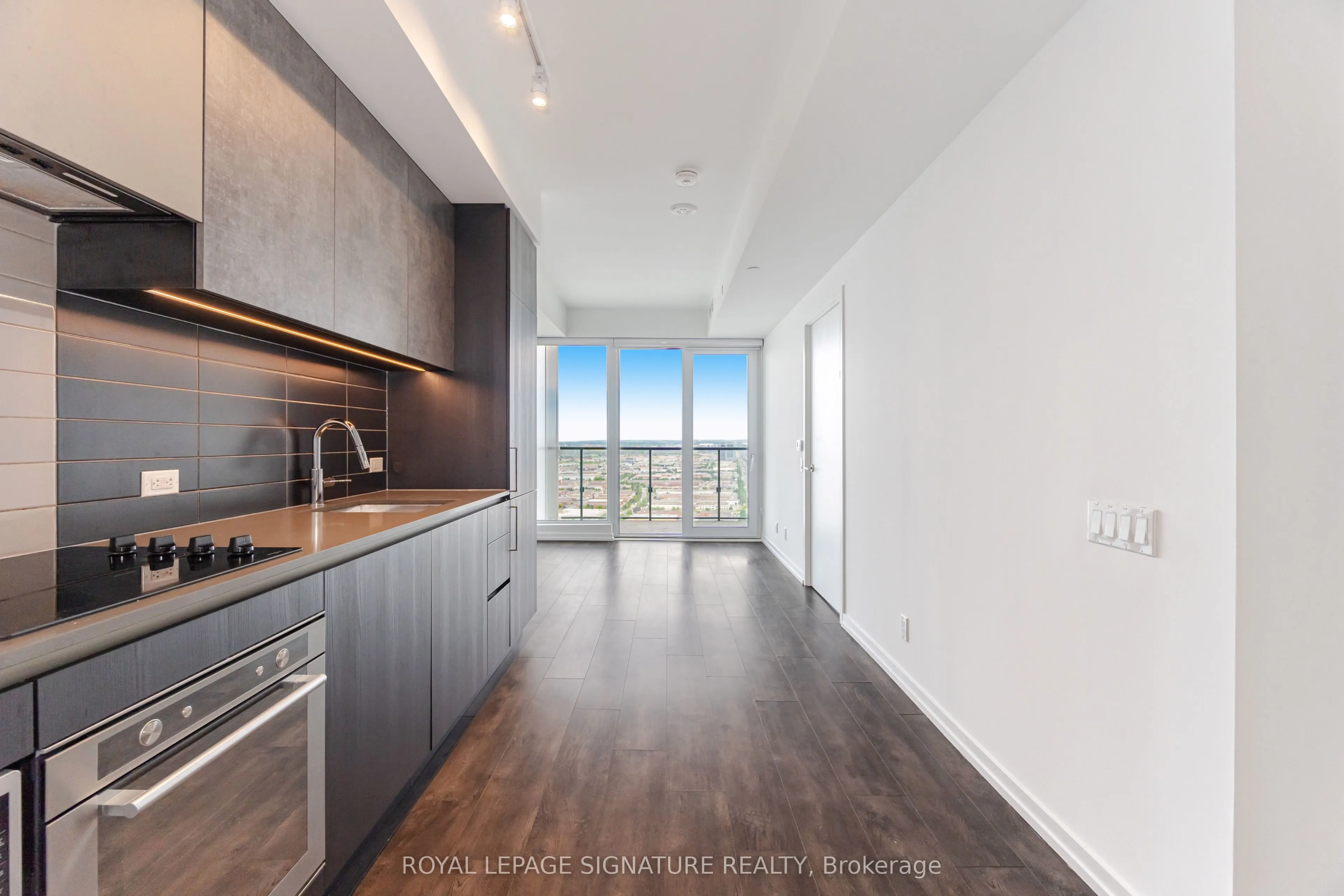 7890 Jane Street #4508