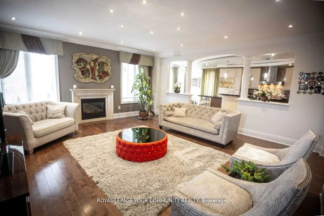 35 Vandervoort Drive