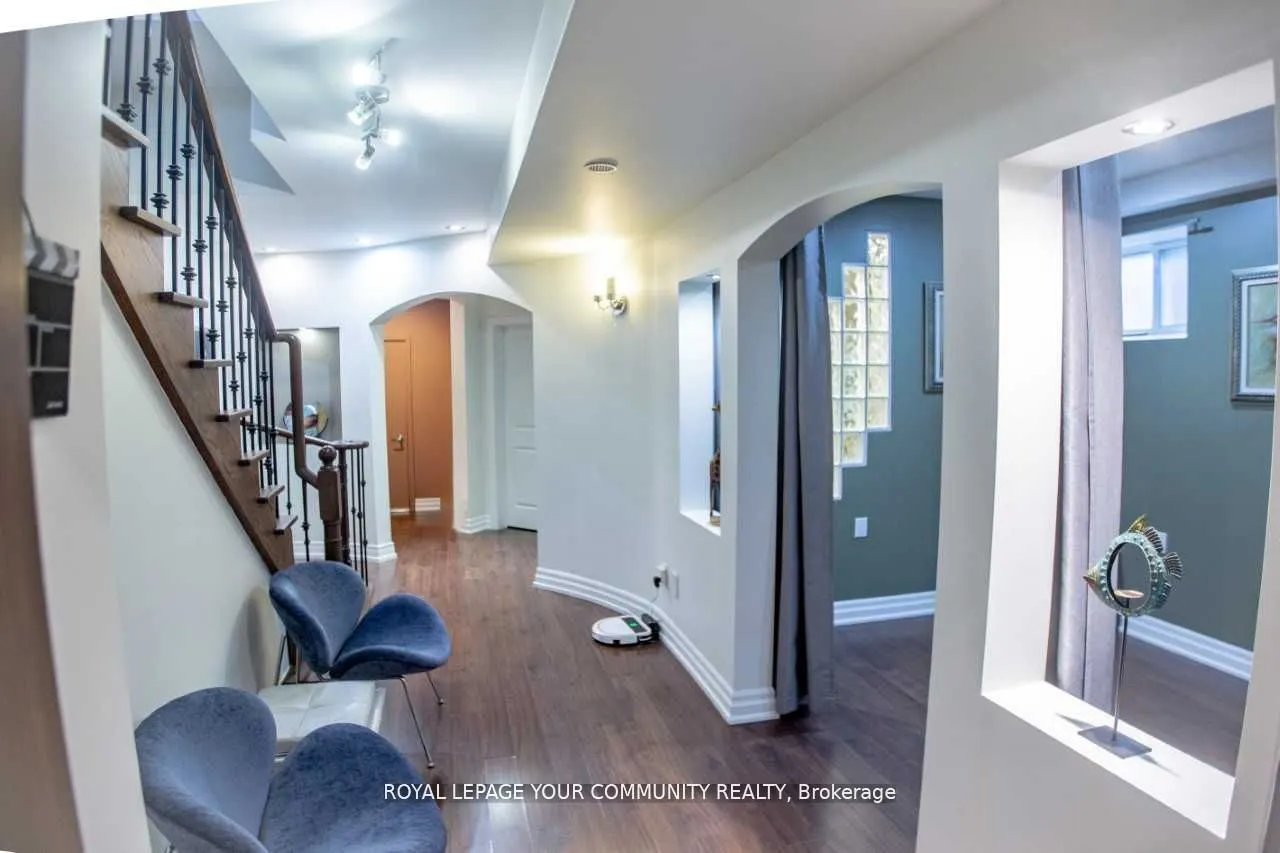 35 Vandervoort Drive
