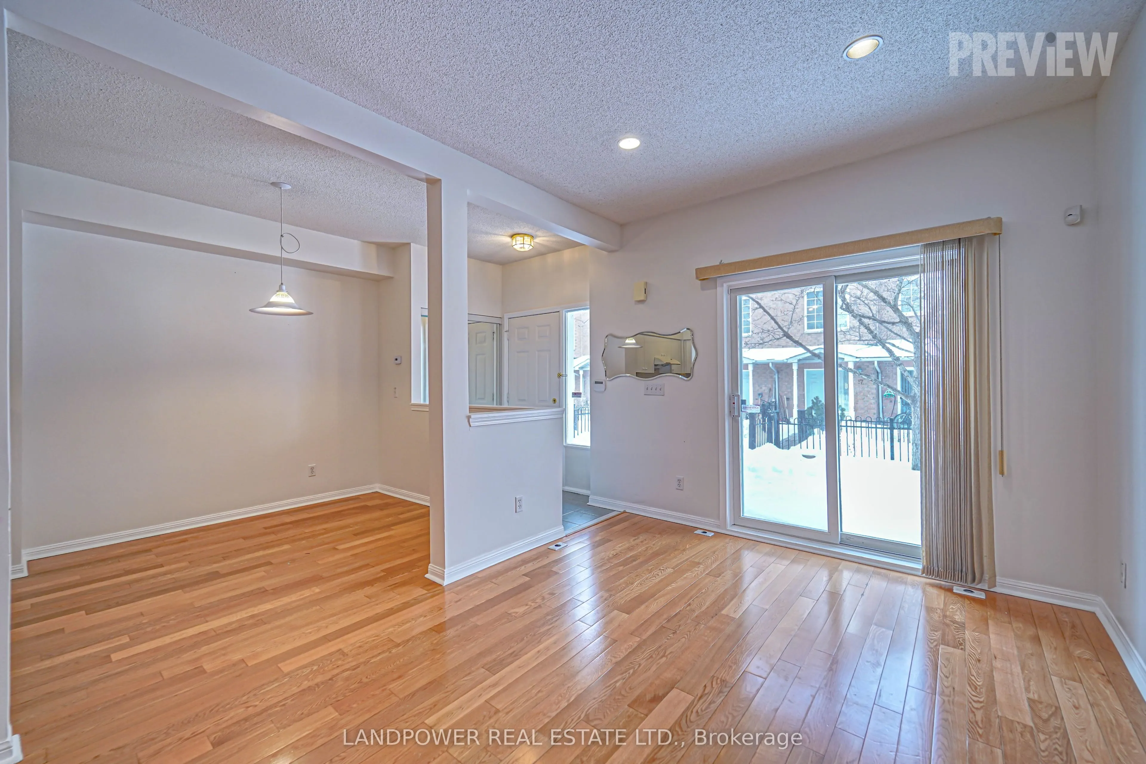 18 St Moritz Way, #2