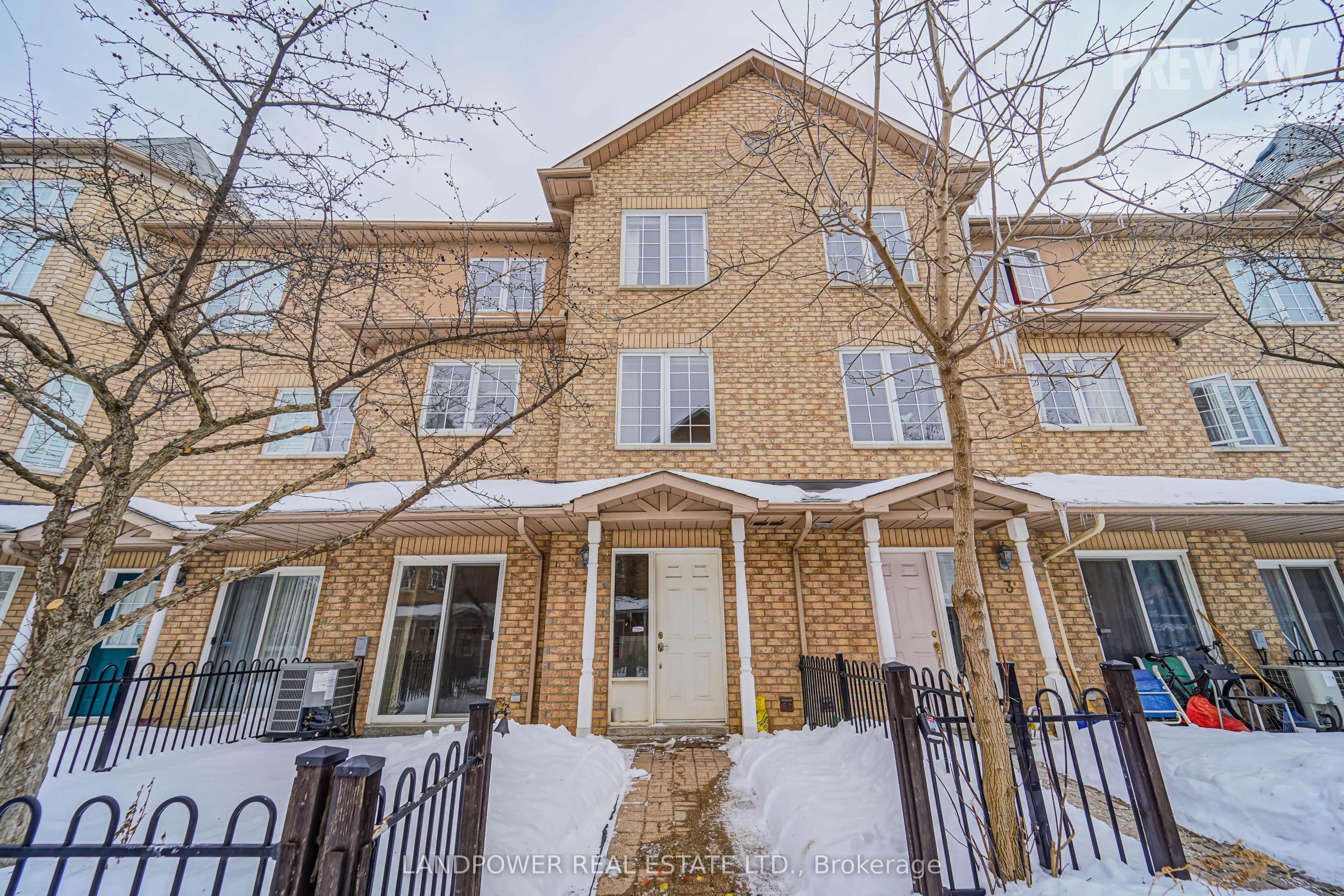 18 St Moritz Way, #2