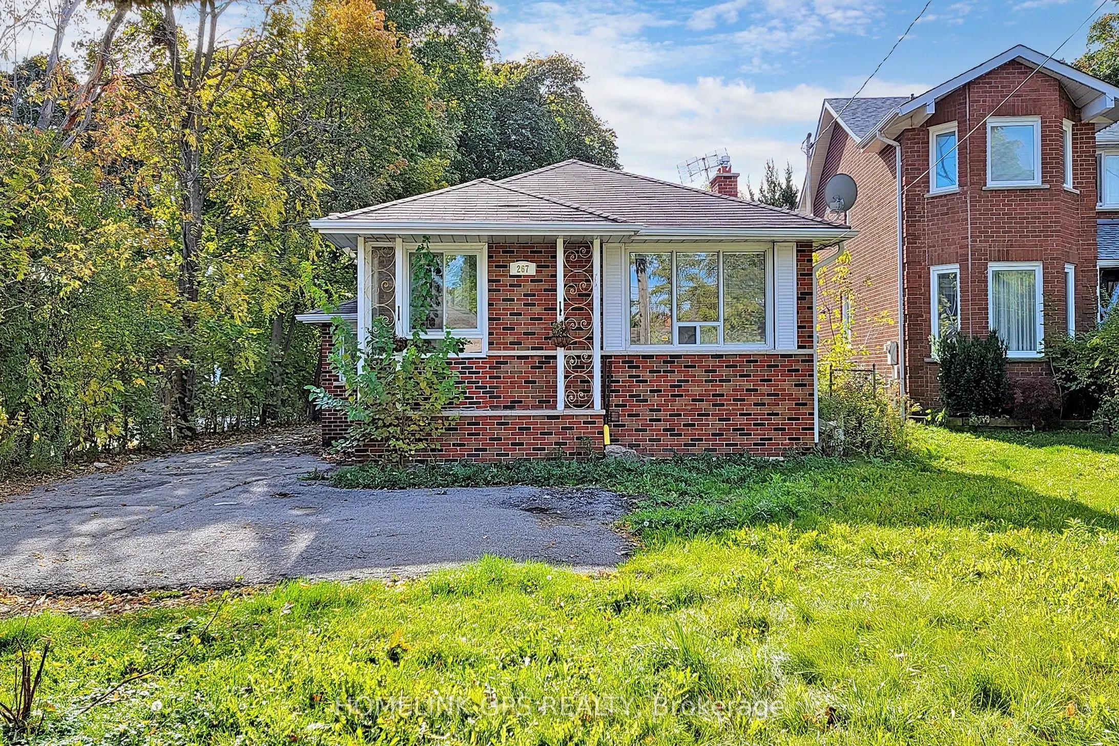 267 Elgin Mills Road W