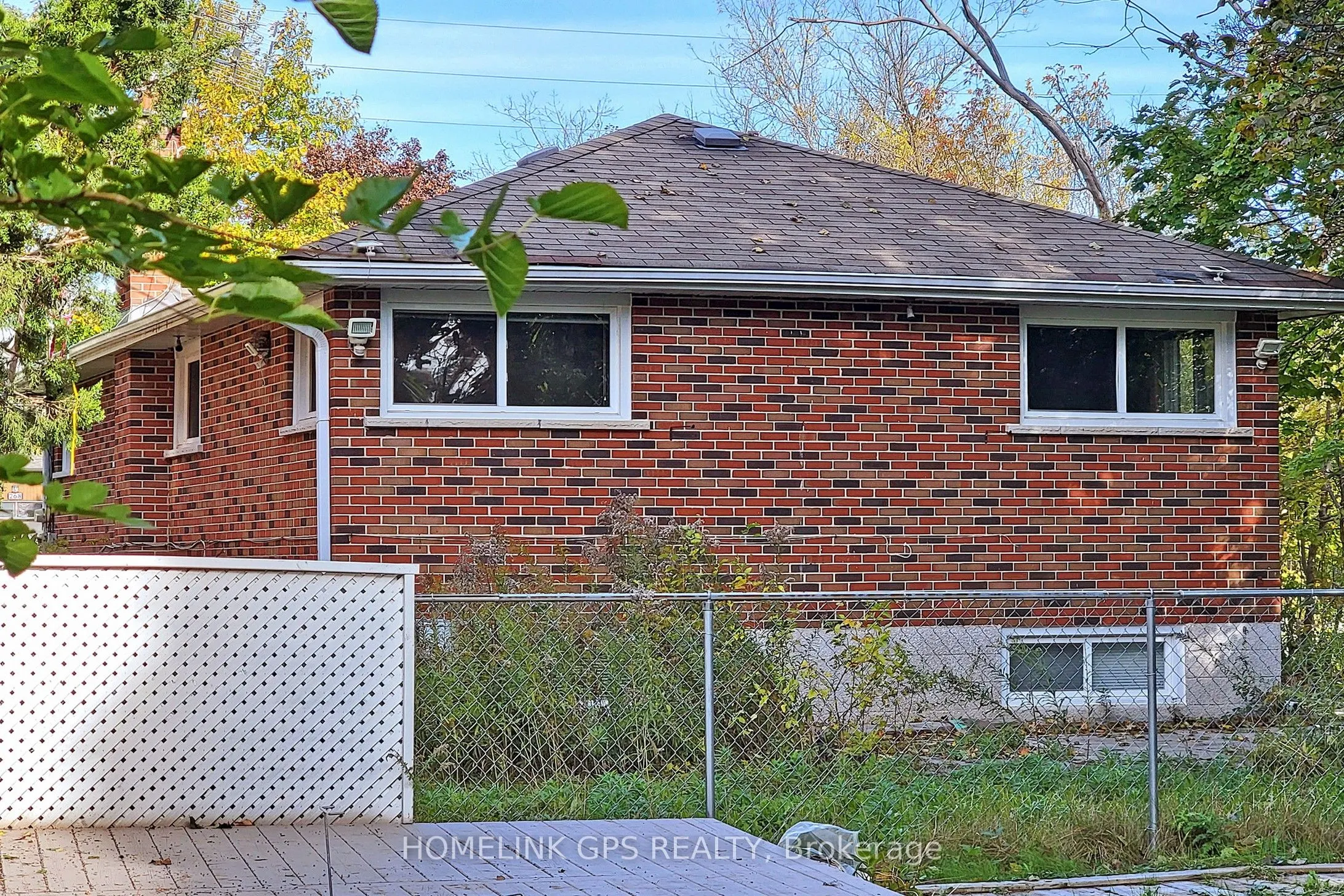 267 Elgin Mills Road W