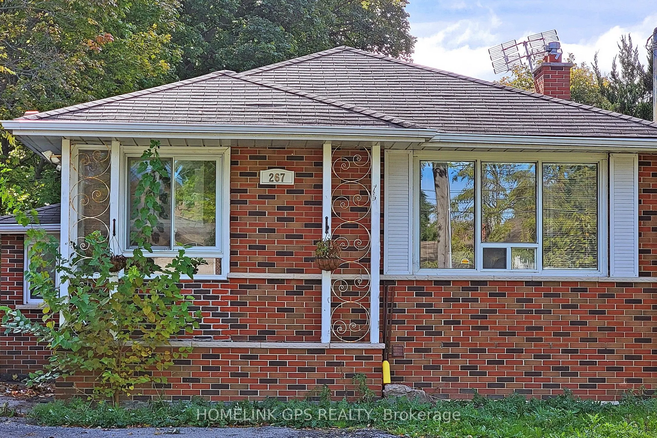 267 Elgin Mills Road W