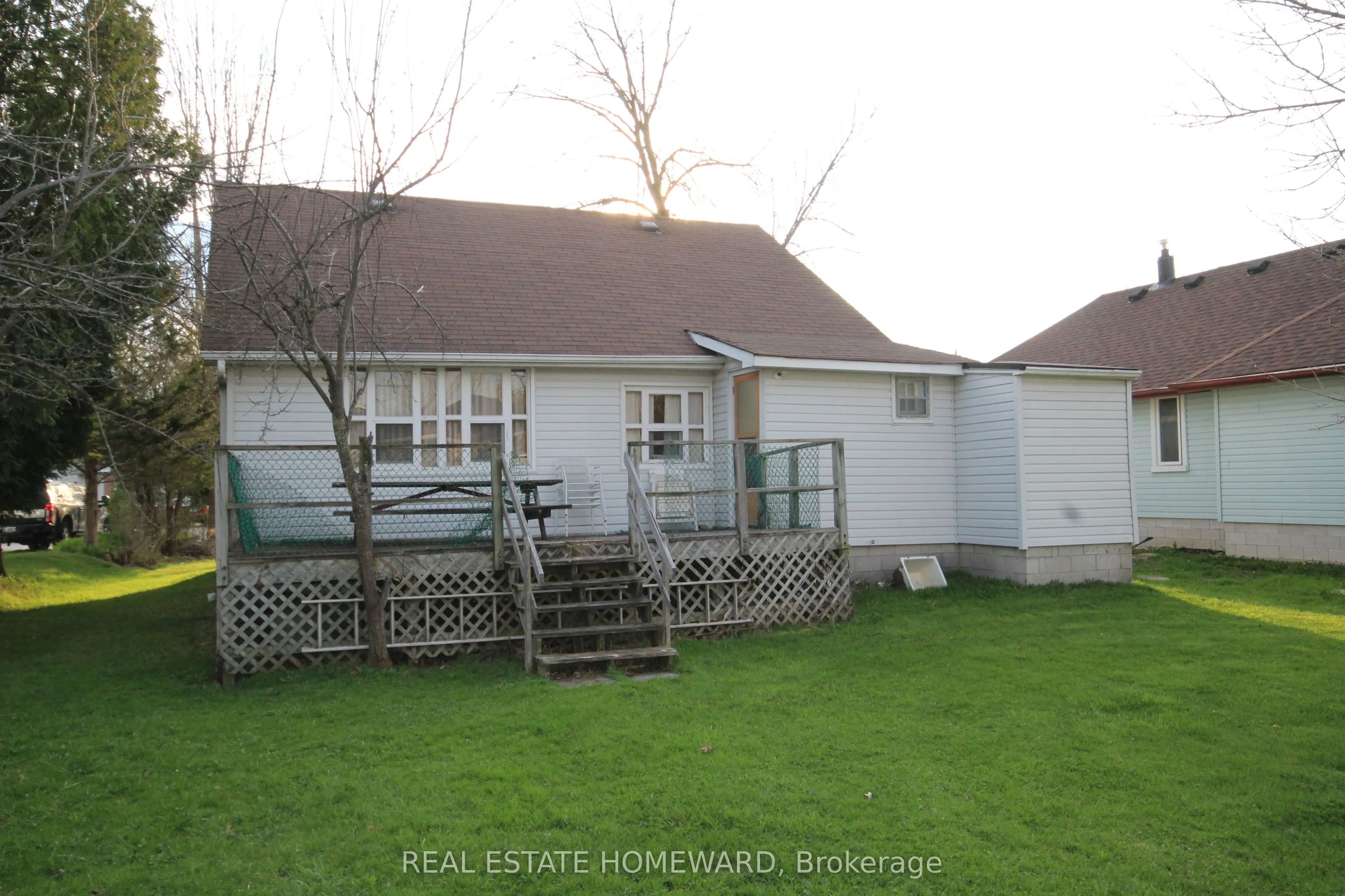 27125 Woodbine Avenue