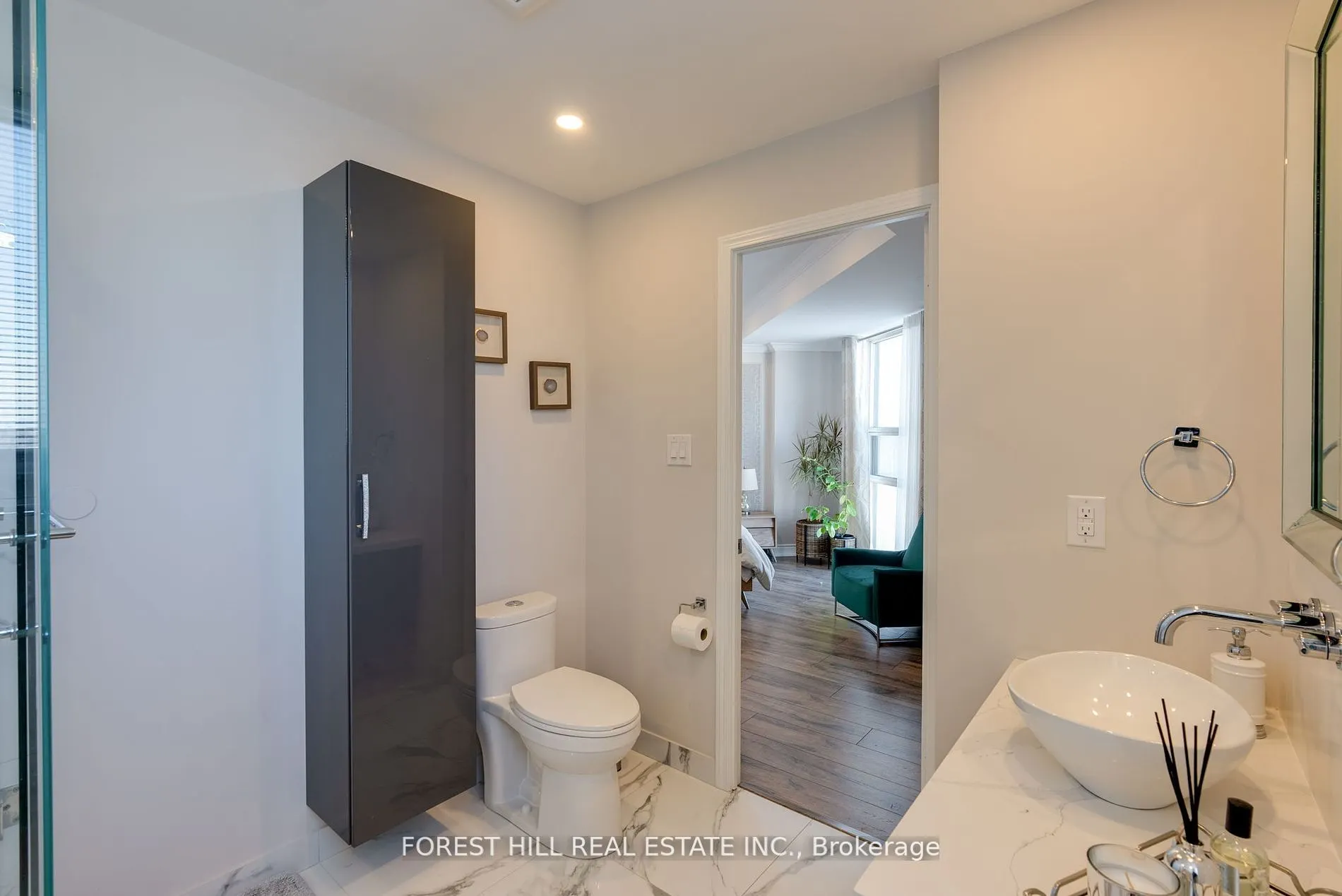 30 Harding Boulevard W #Ph01