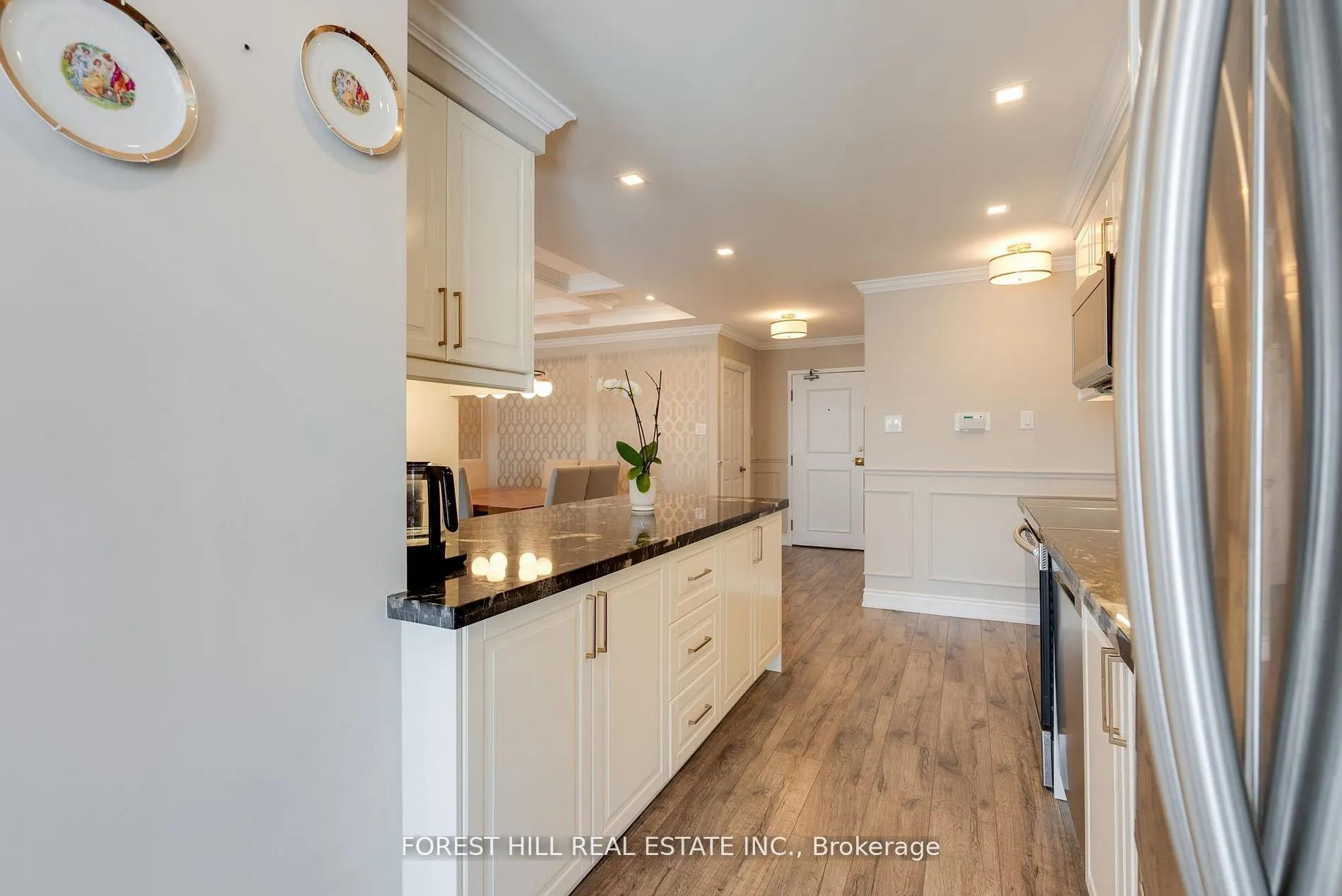 30 Harding Boulevard W #Ph01