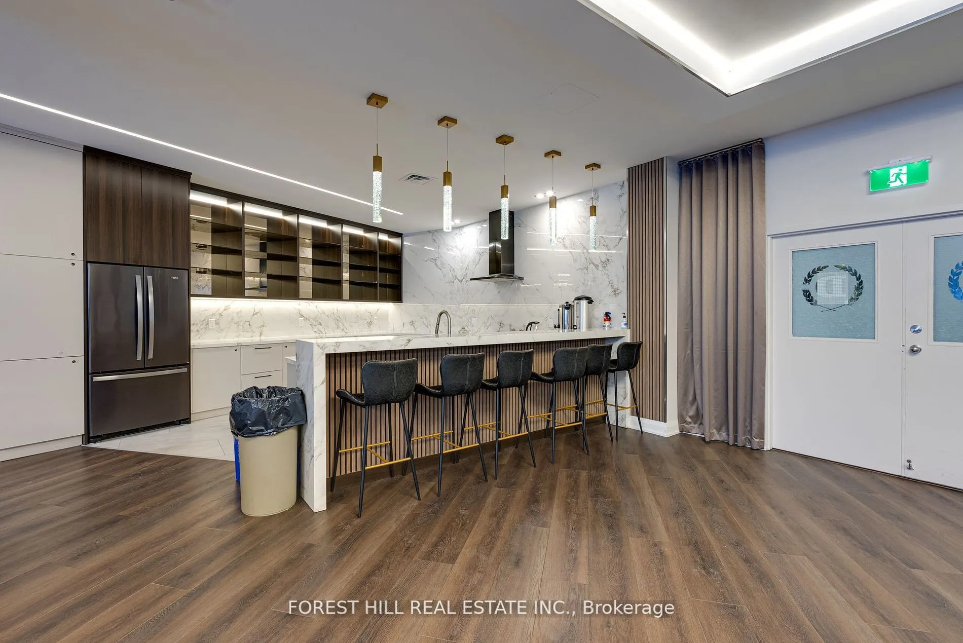30 Harding Boulevard W #Ph01