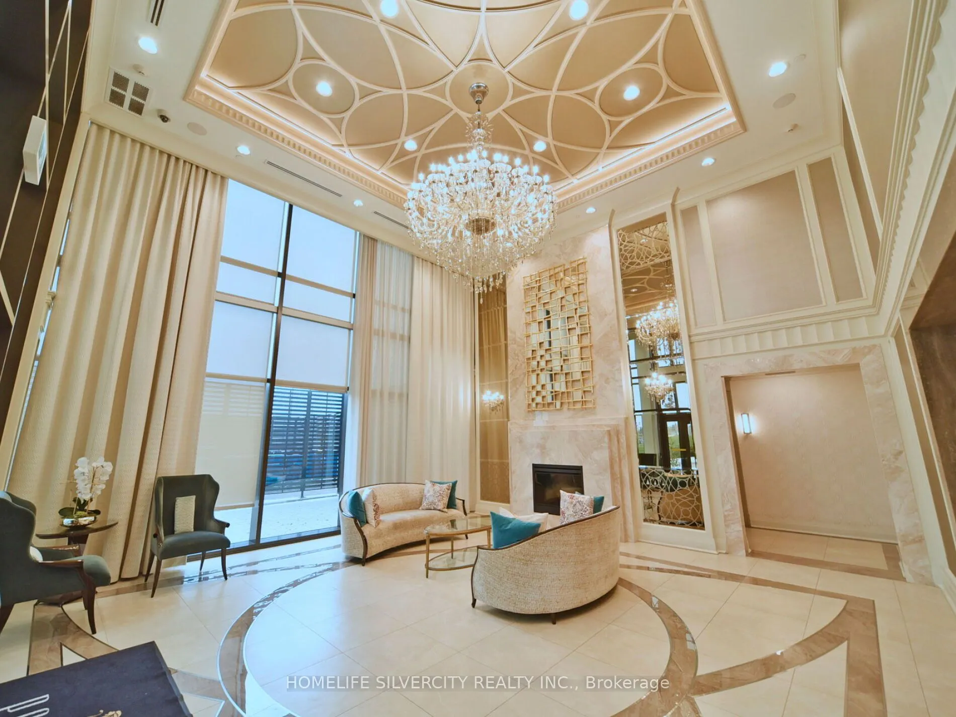 9075 Jane Street, #111