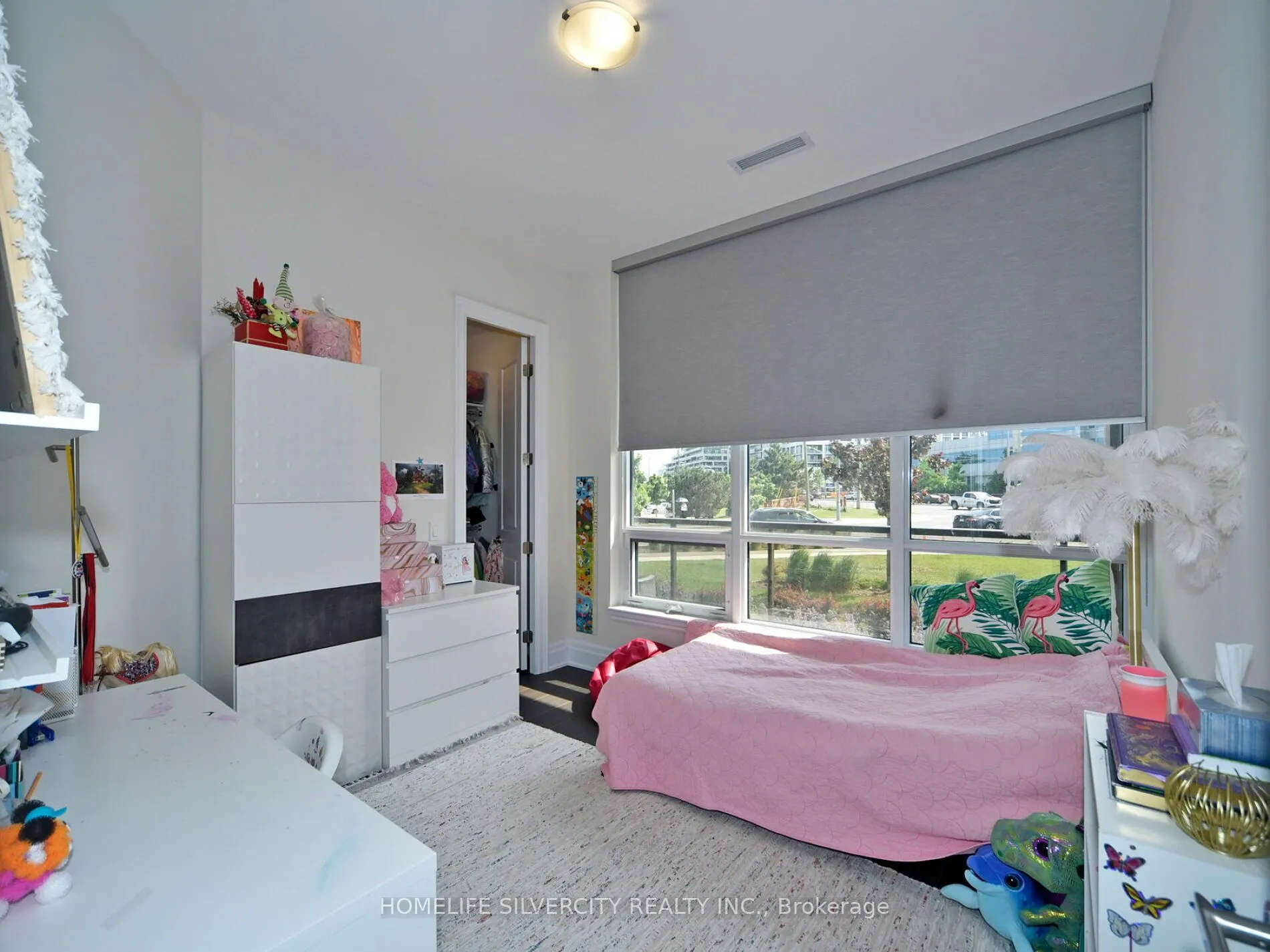 9075 Jane Street, #111