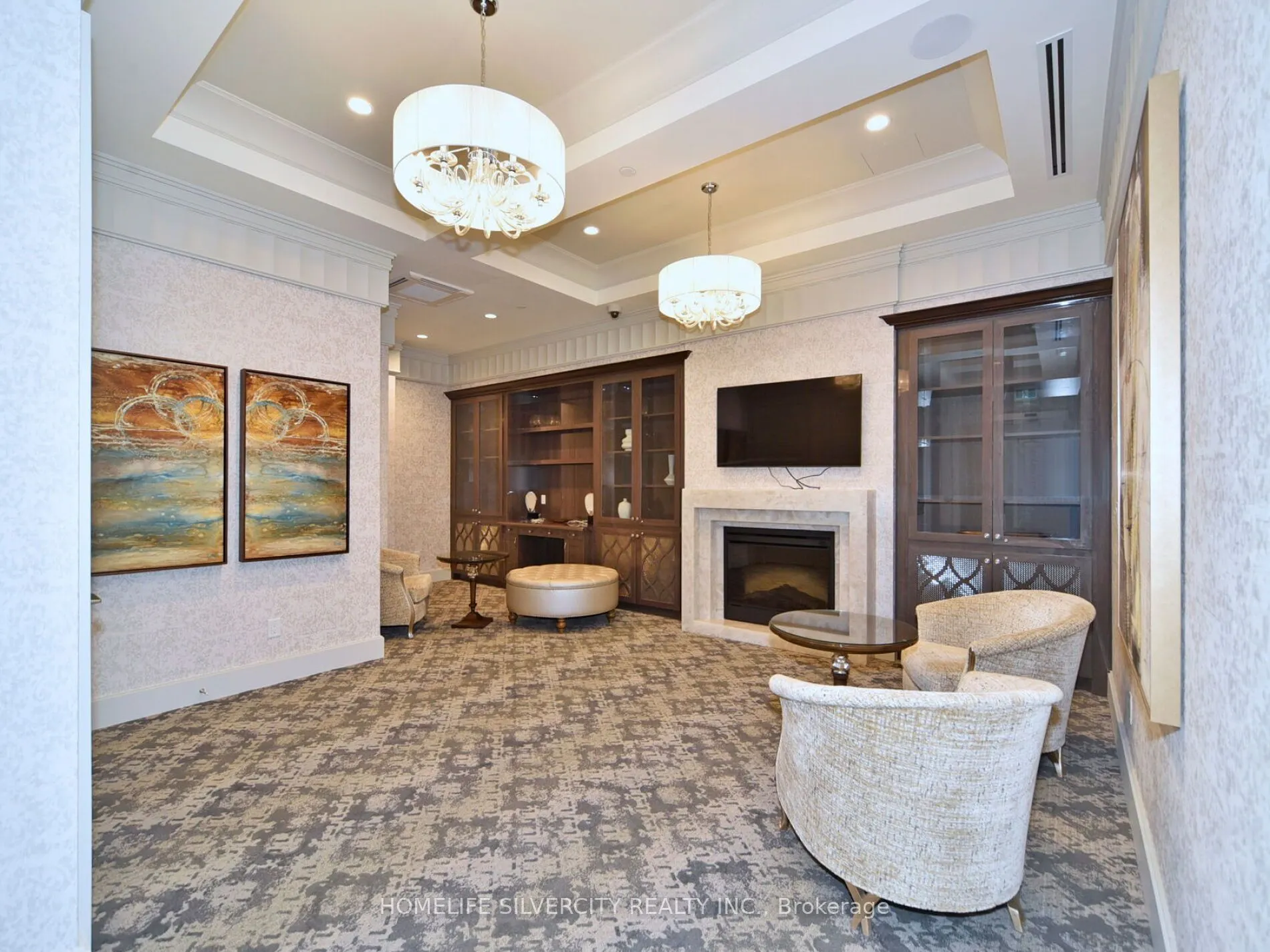 9075 Jane Street, #111
