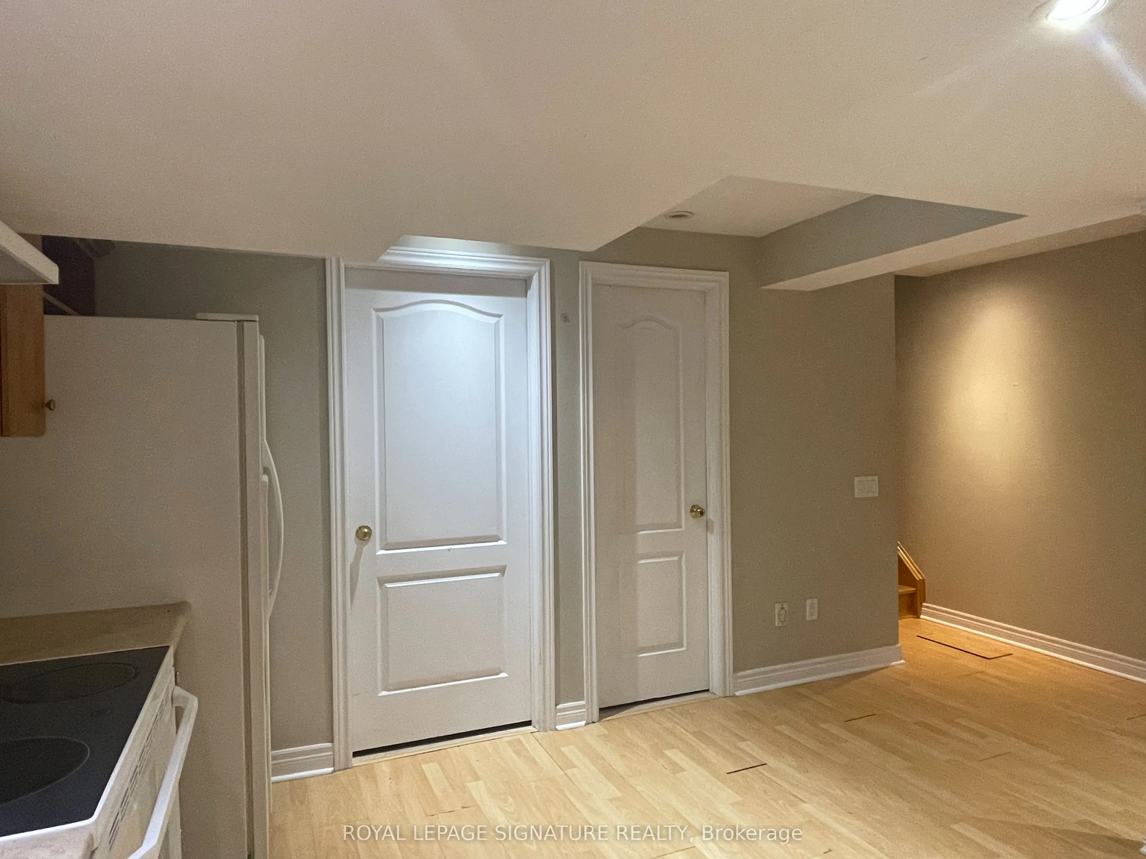 56 National Pine Drive, #Lower