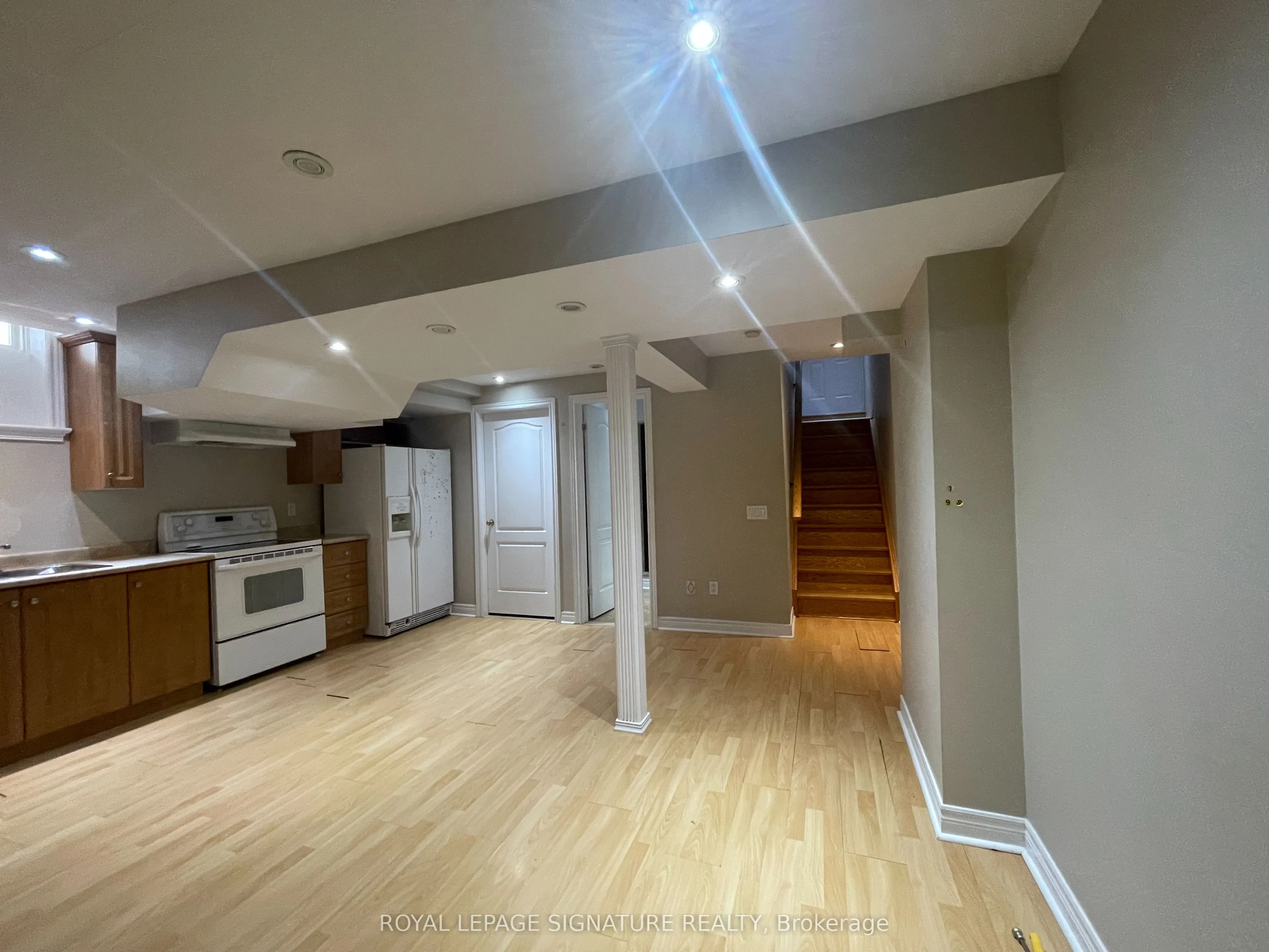 56 National Pine Drive, #Lower