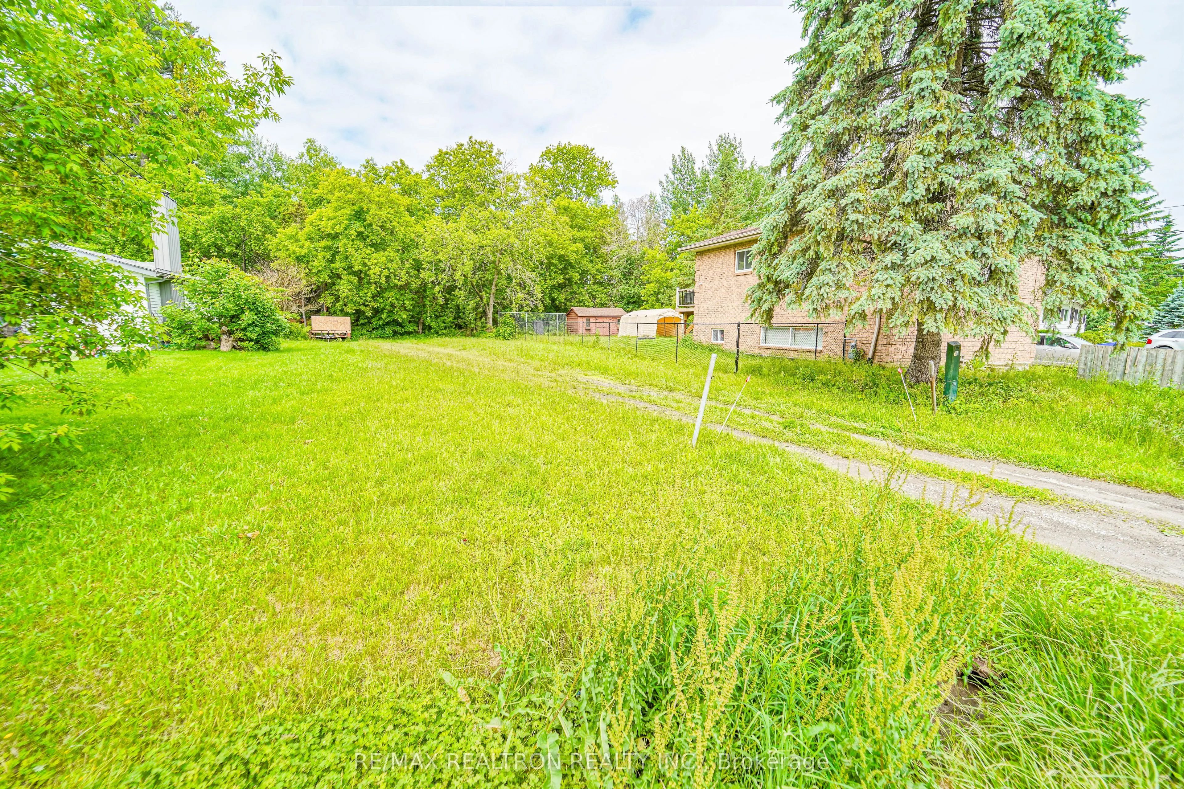 100 Dunkirk Avenue