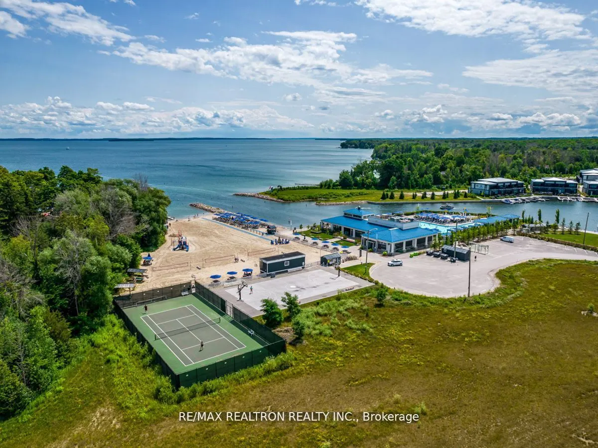 333 Sea Ray Avenue, #D418