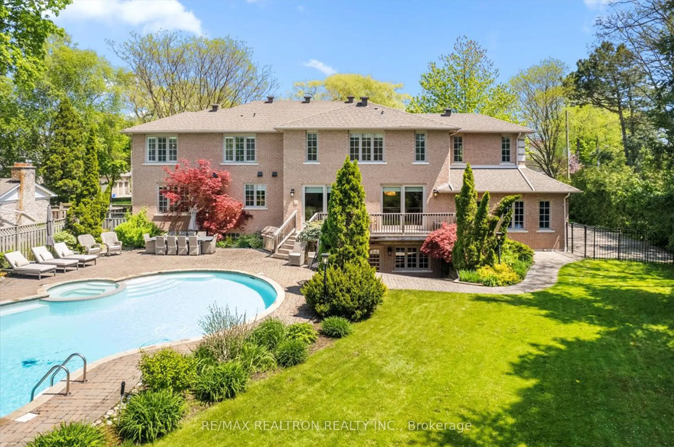 22 Valloncliffe Road