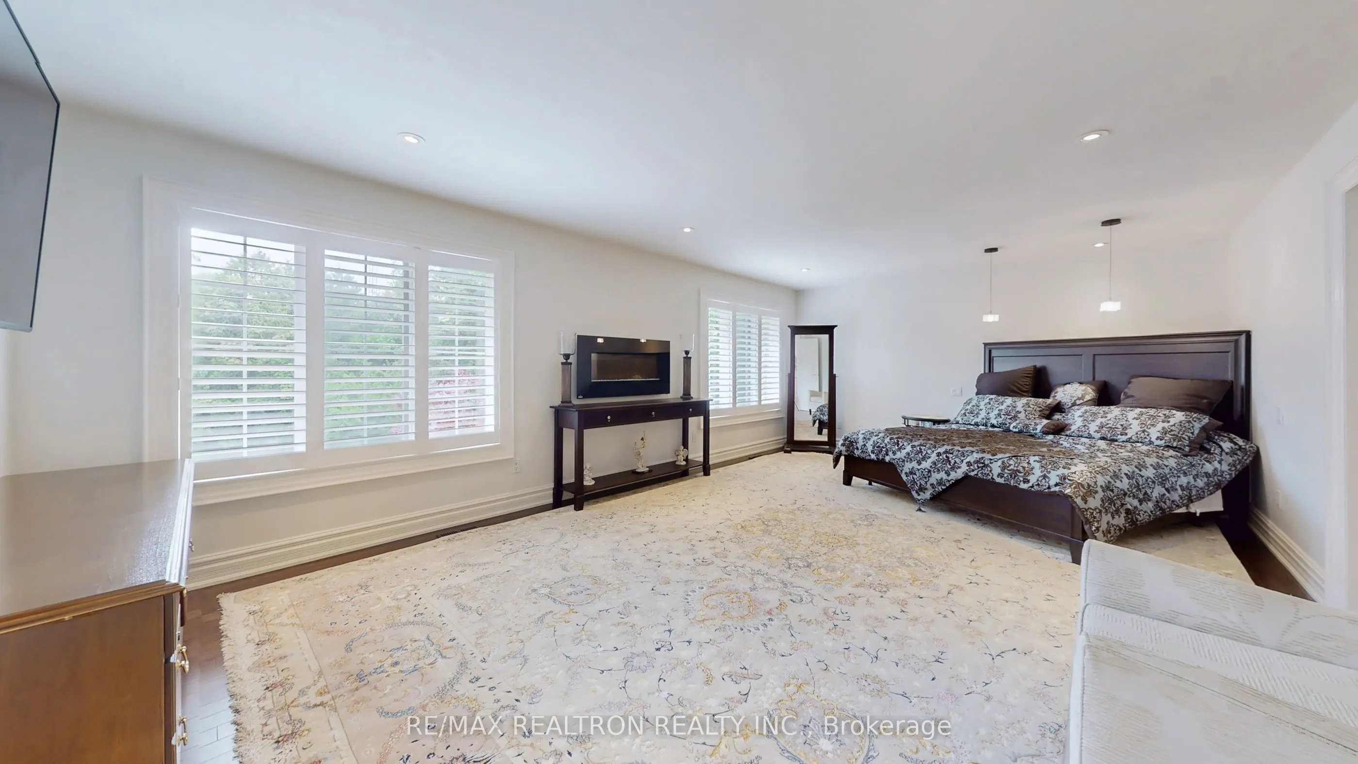 22 Valloncliffe Road