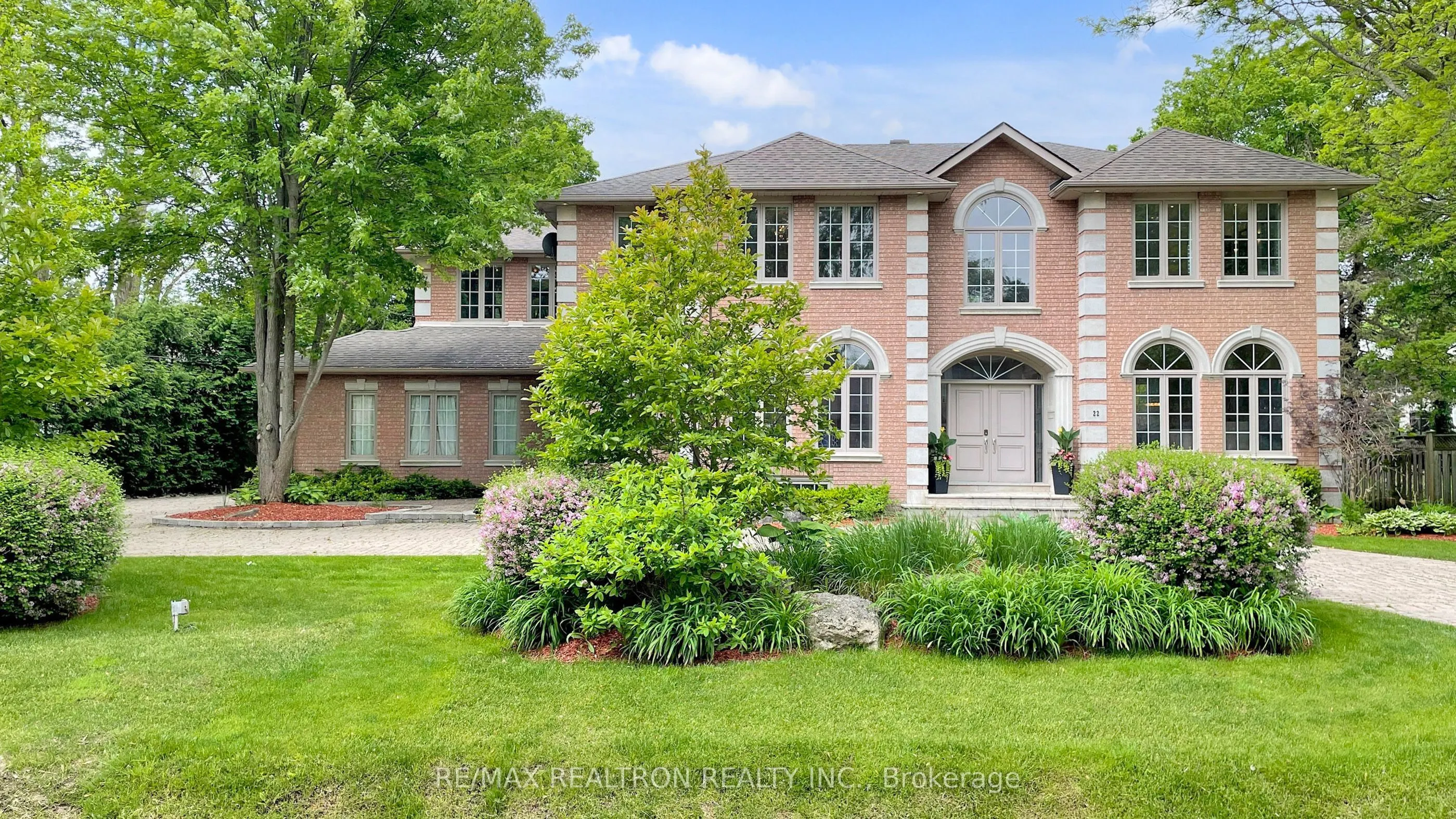 22 Valloncliffe Road