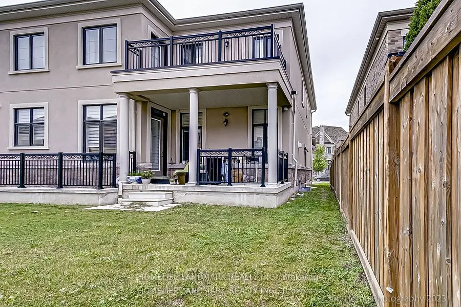 15 Little Celeste Court