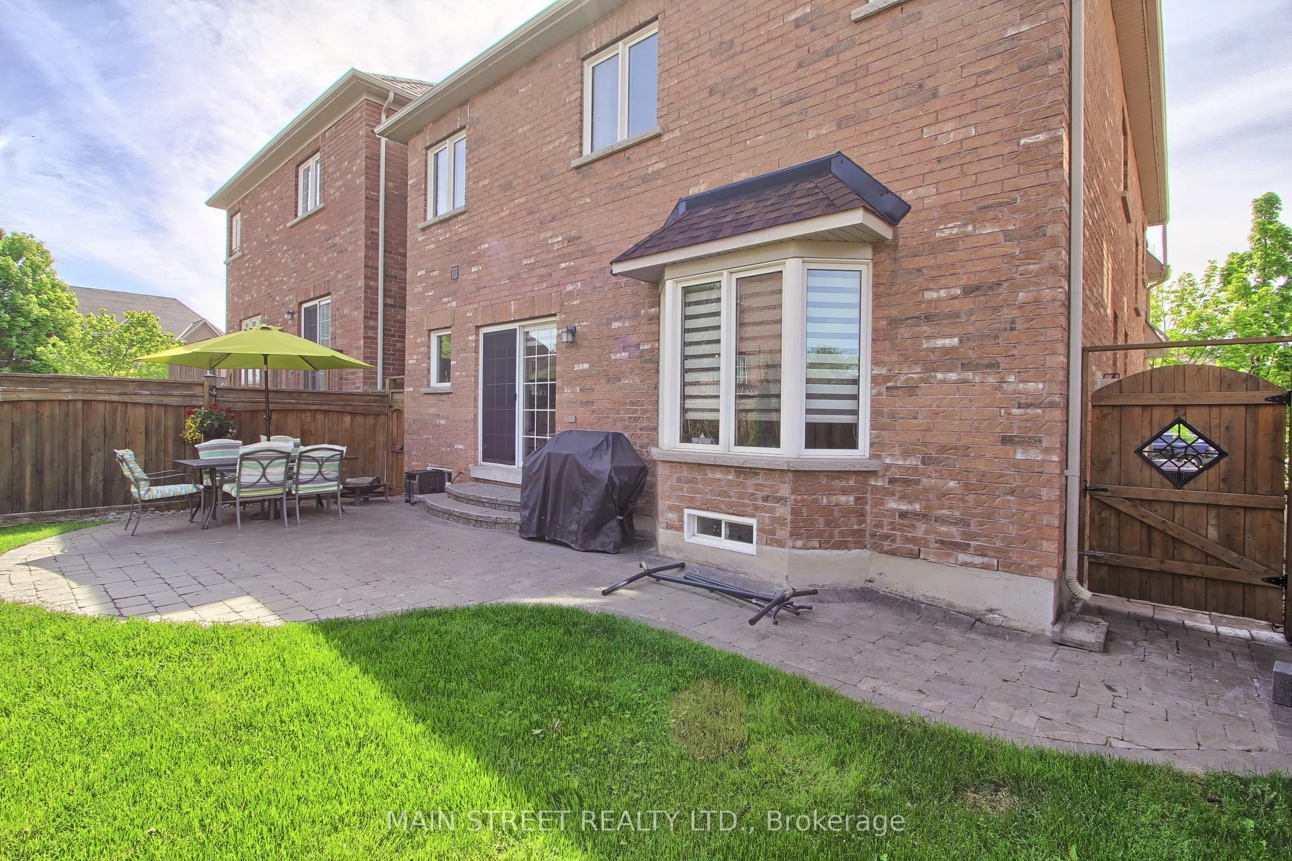 6 Amstel Avenue