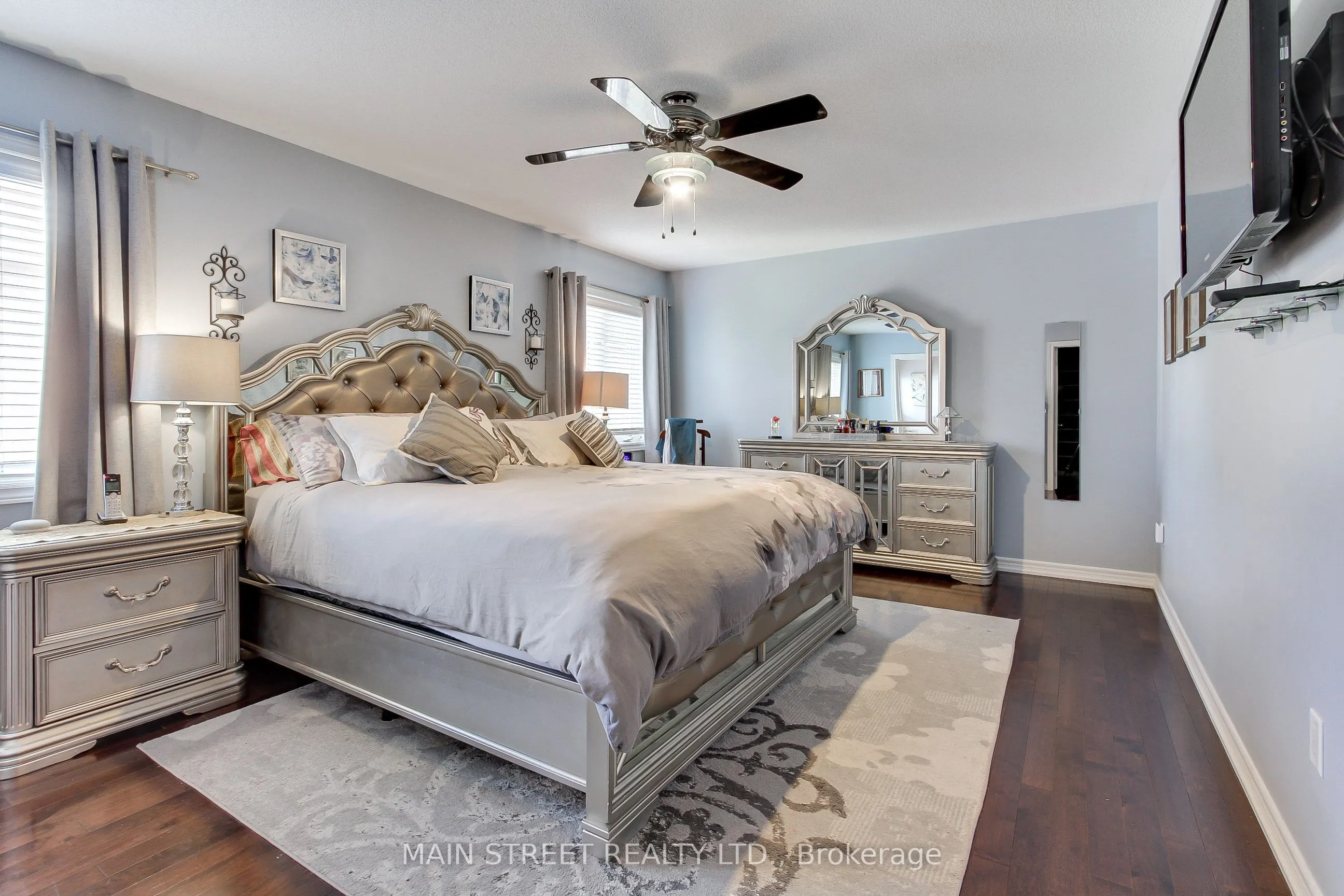 6 Amstel Avenue