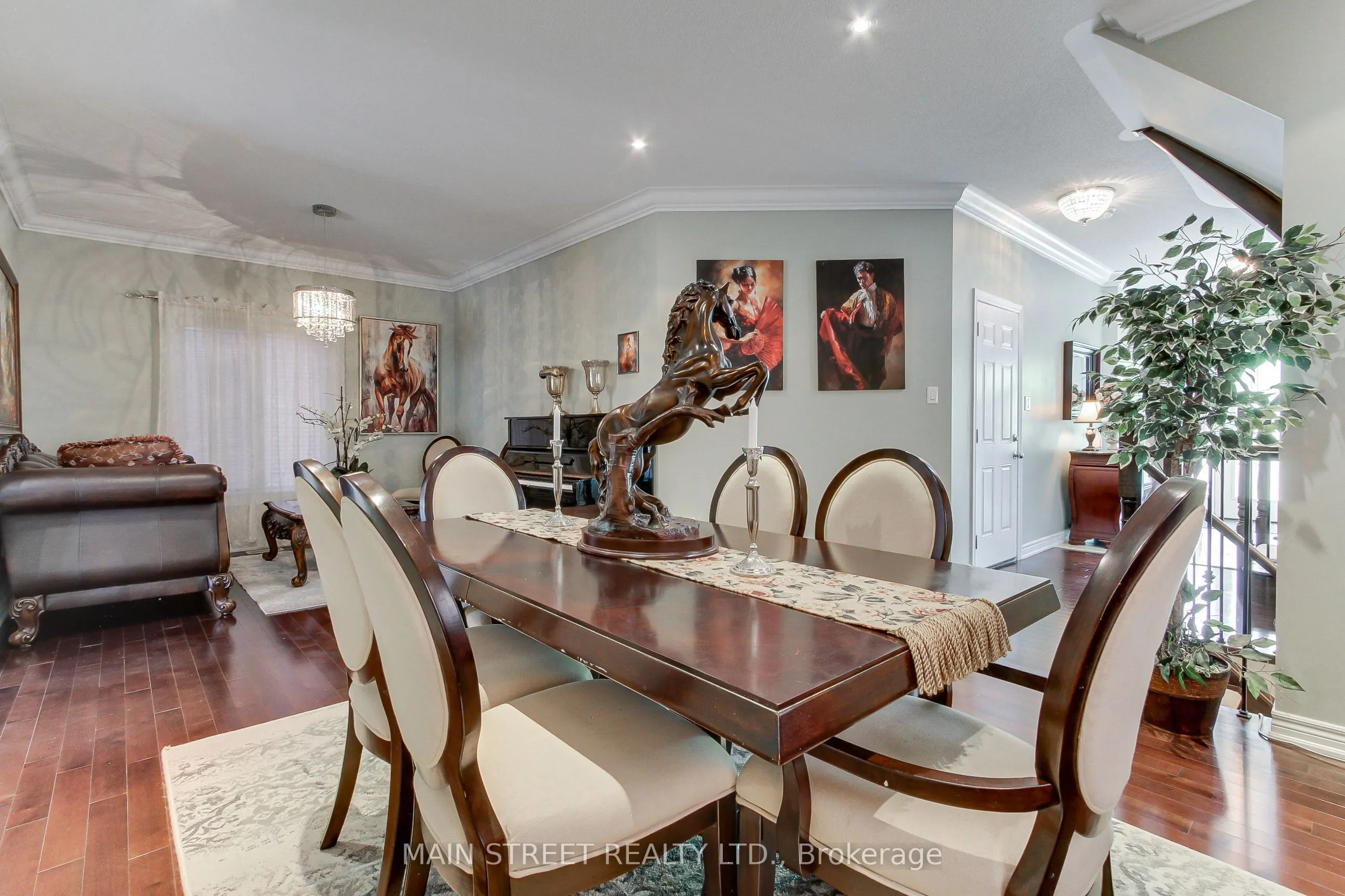 6 Amstel Avenue