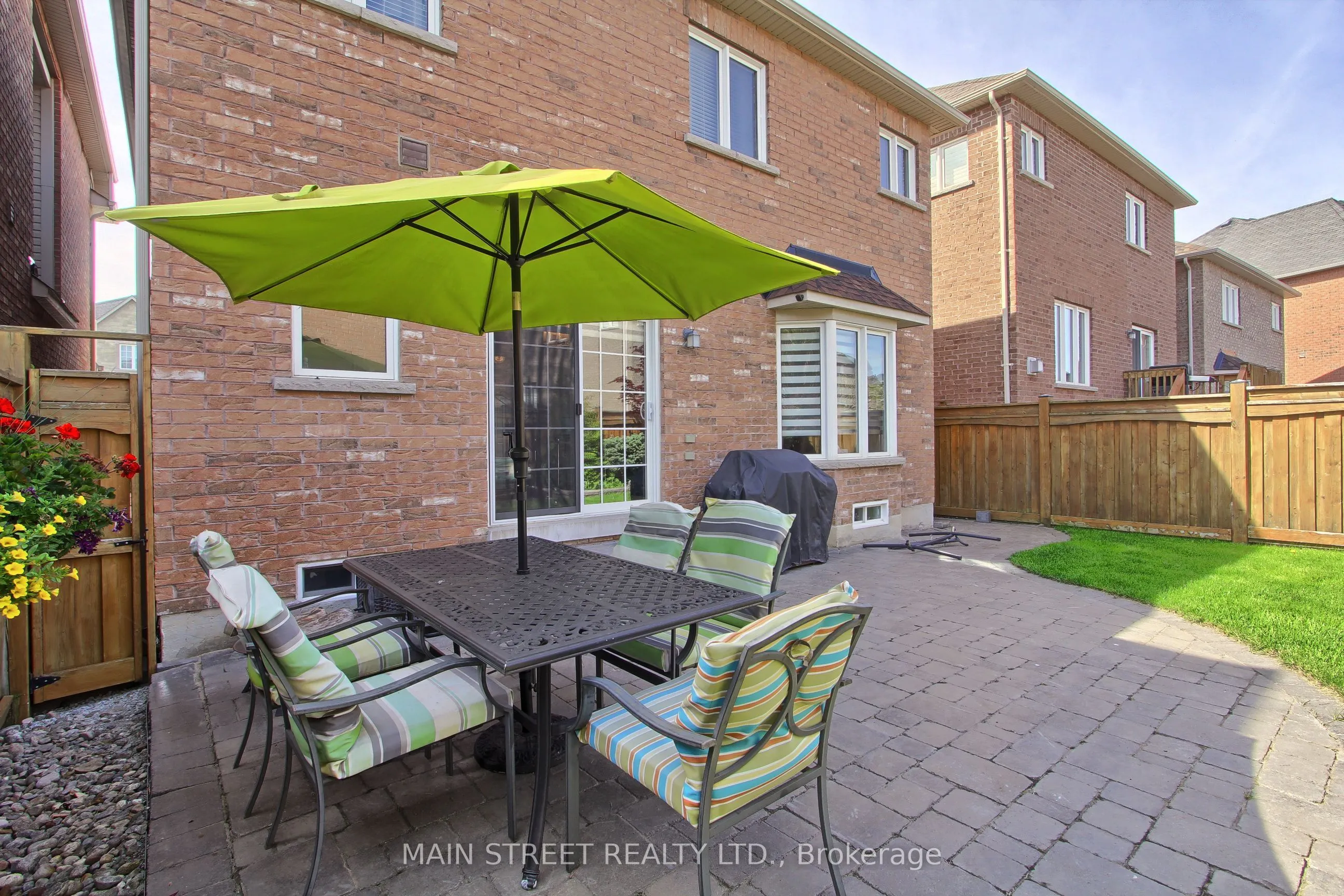 6 Amstel Avenue