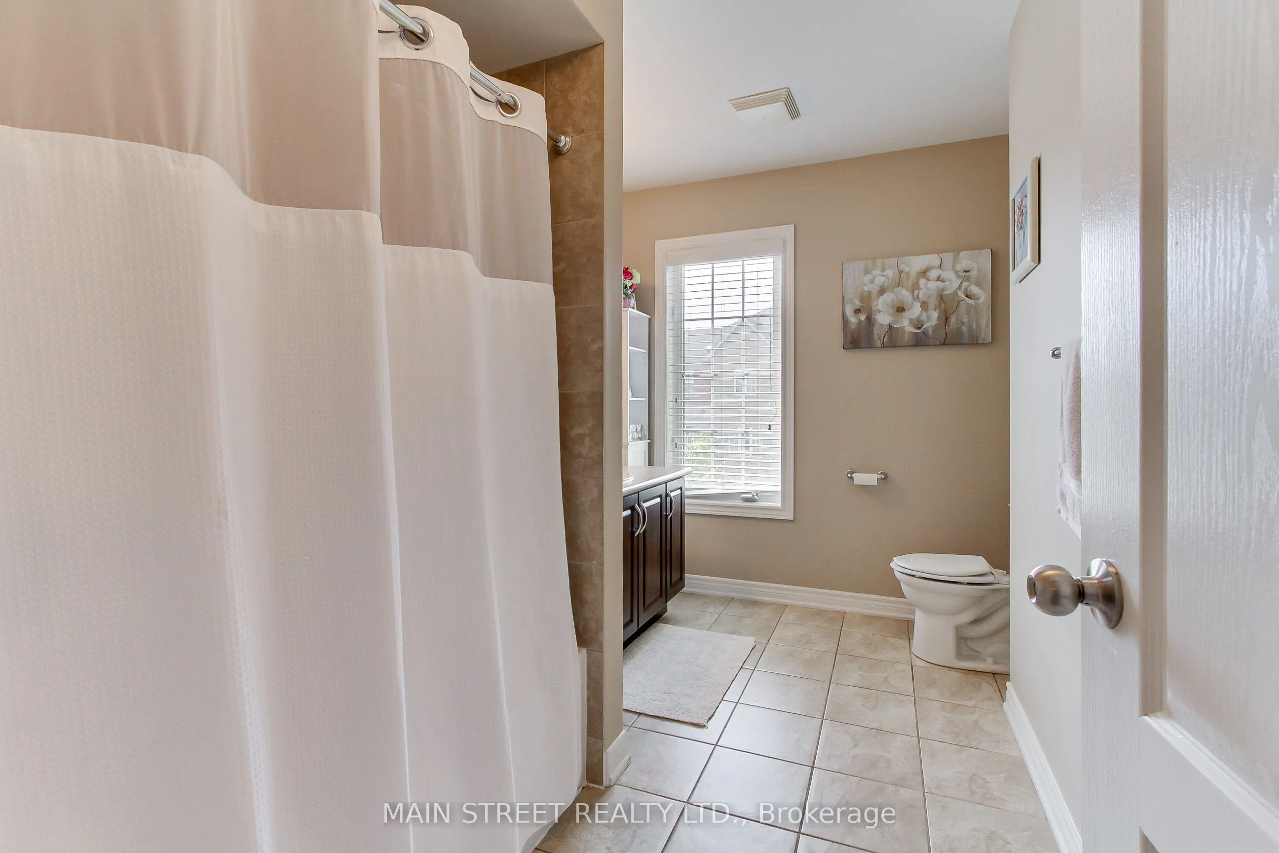 6 Amstel Avenue
