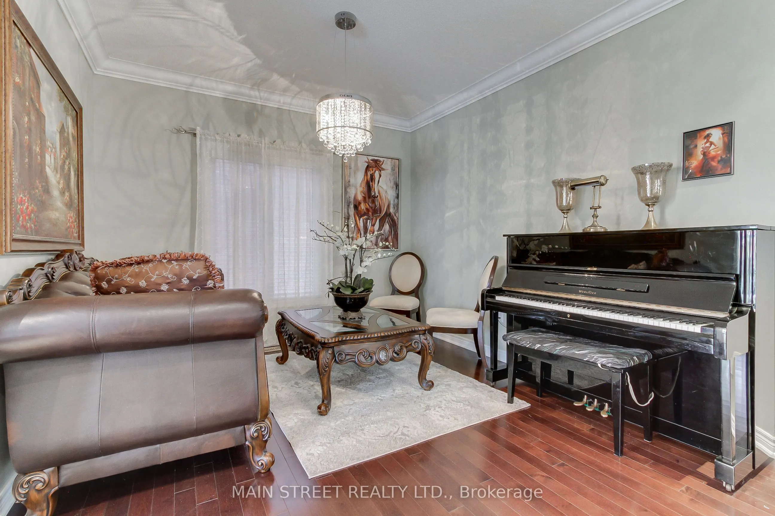 6 Amstel Avenue