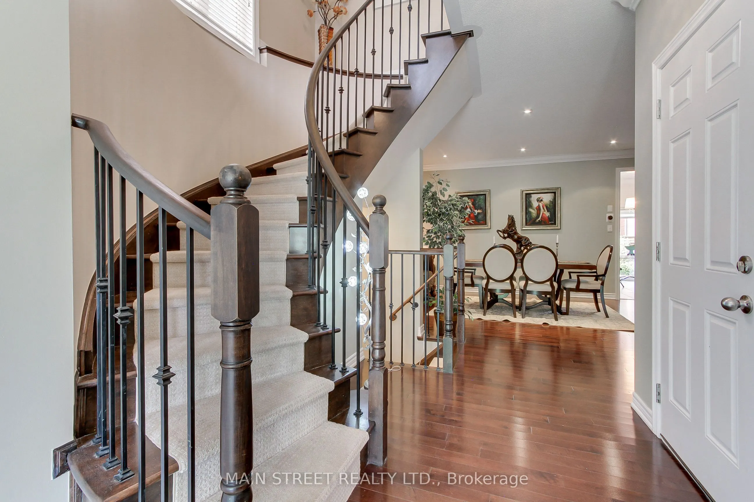 6 Amstel Avenue