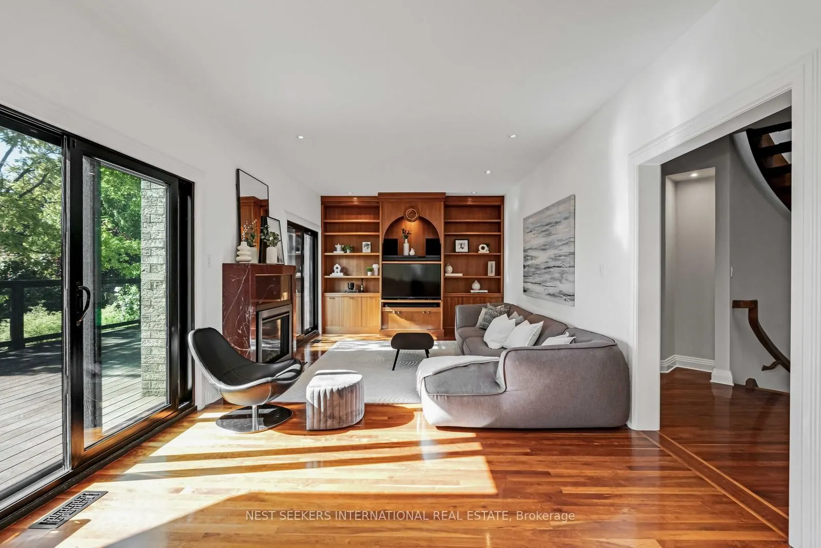 310 Westridge Drive