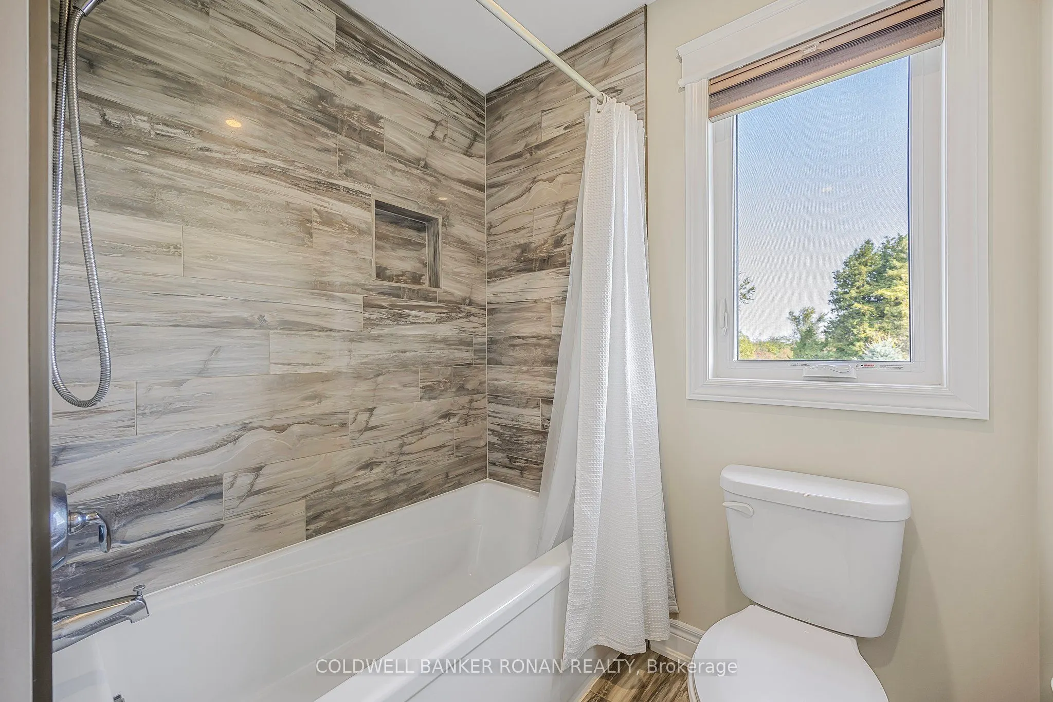 5174 Concession Rd 4