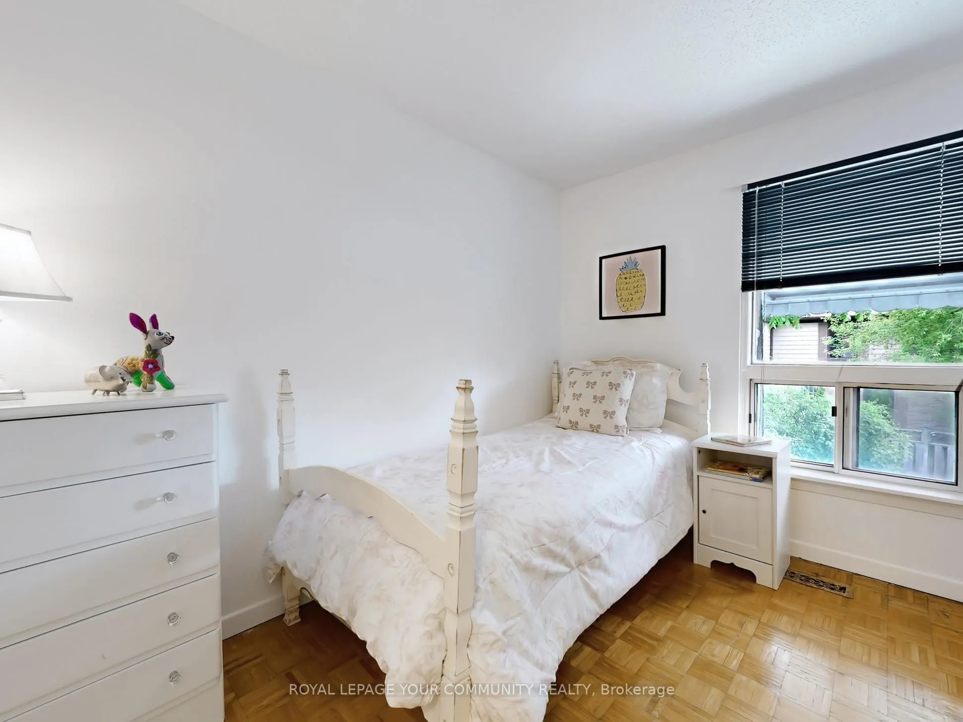 4 Kitsilano Crescent
