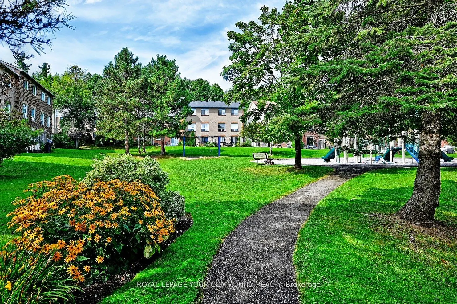 304 Maciver Boulevard, #11