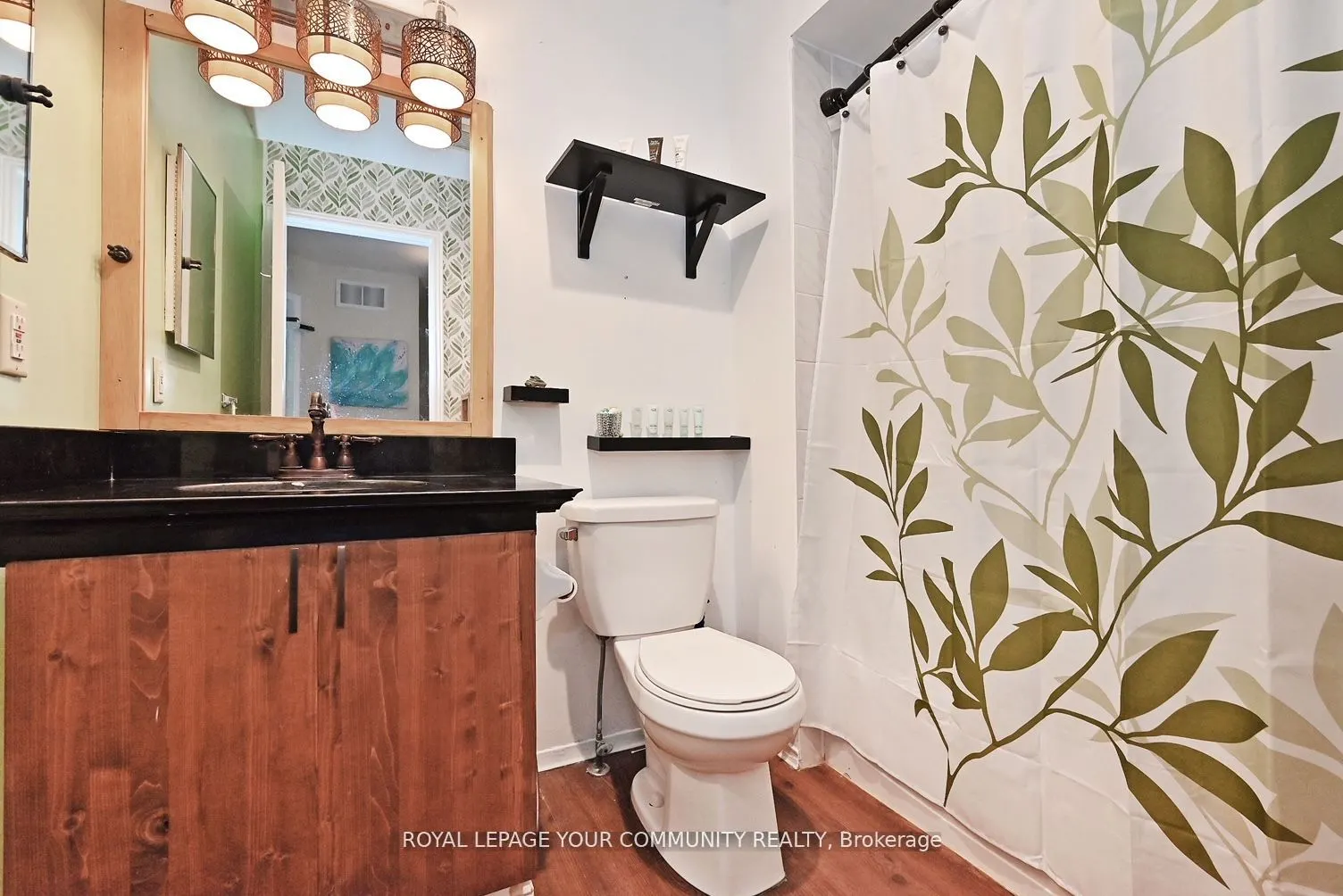304 Maciver Boulevard, #11
