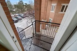 335 Renfrew Drive, #201