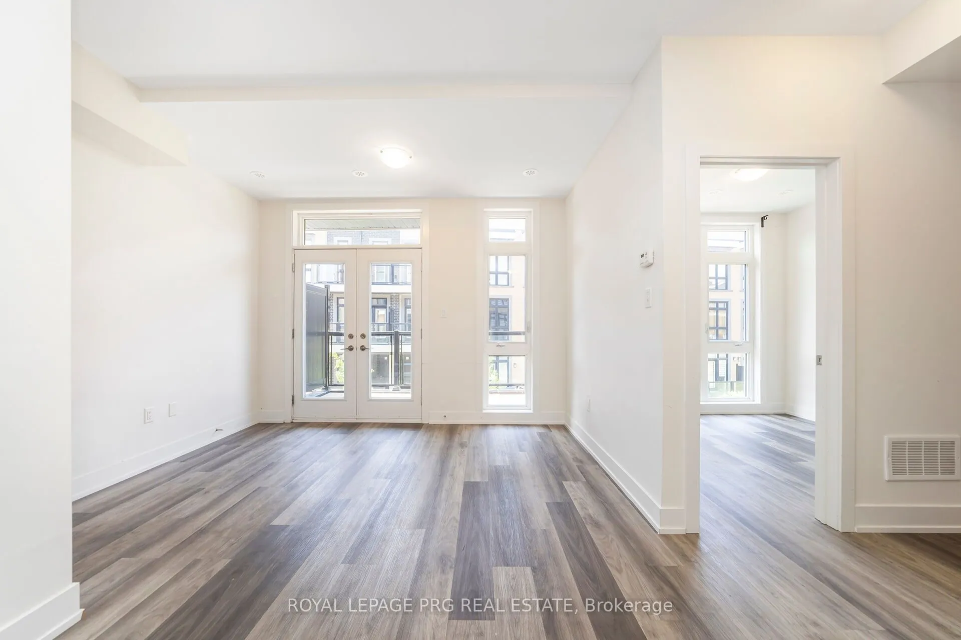 8 Sayers Lane, #17