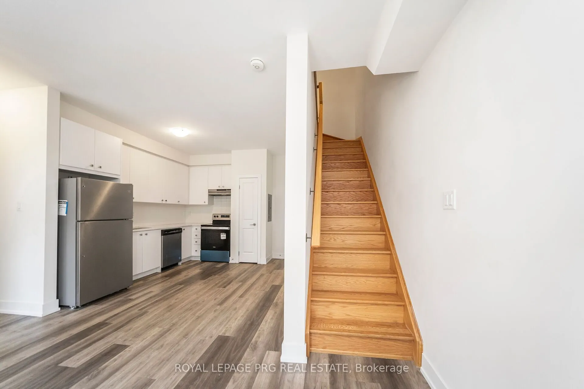 8 Sayers Lane, #17